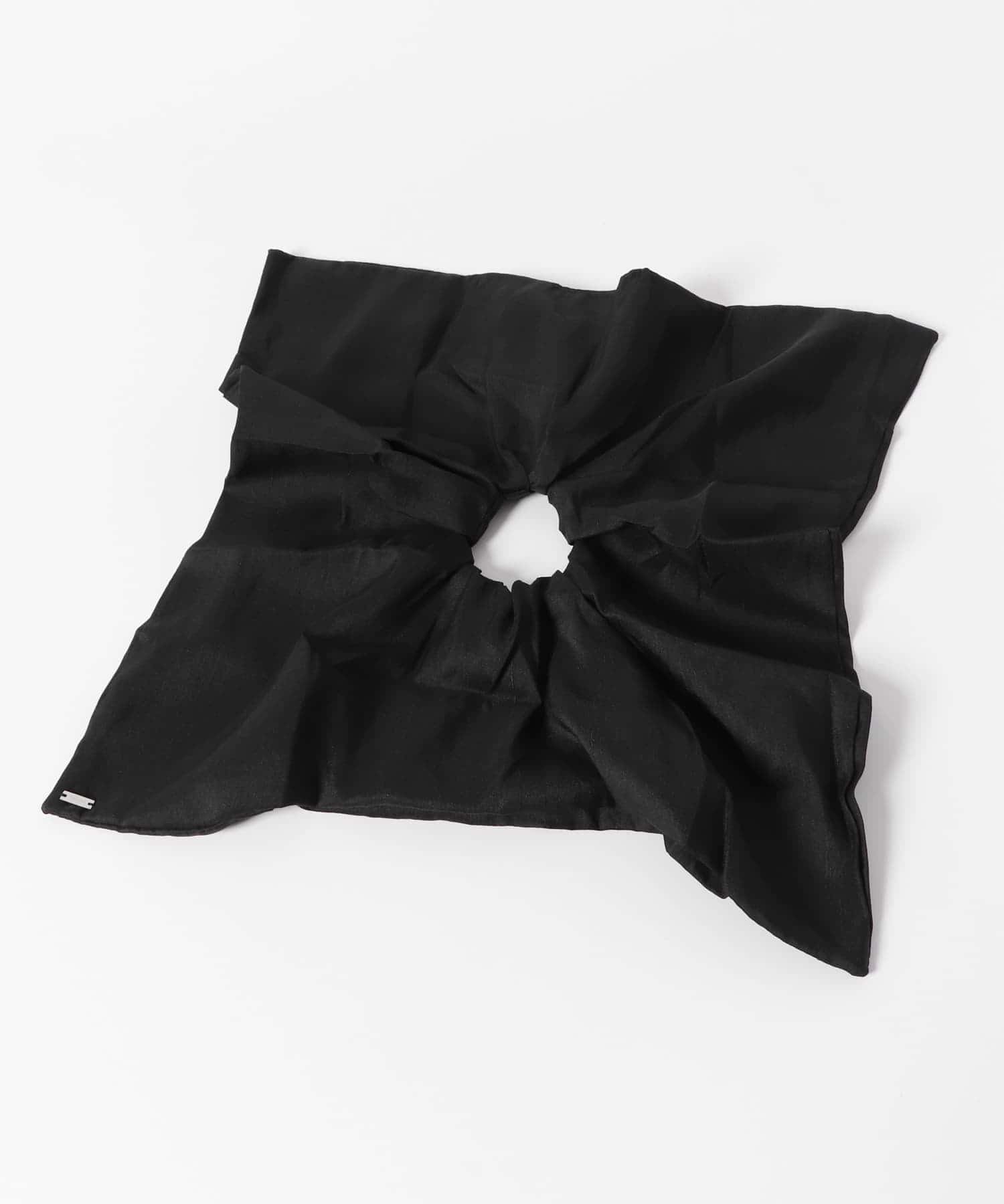 heyep　Silk Square Large Scrunchie BLACK -