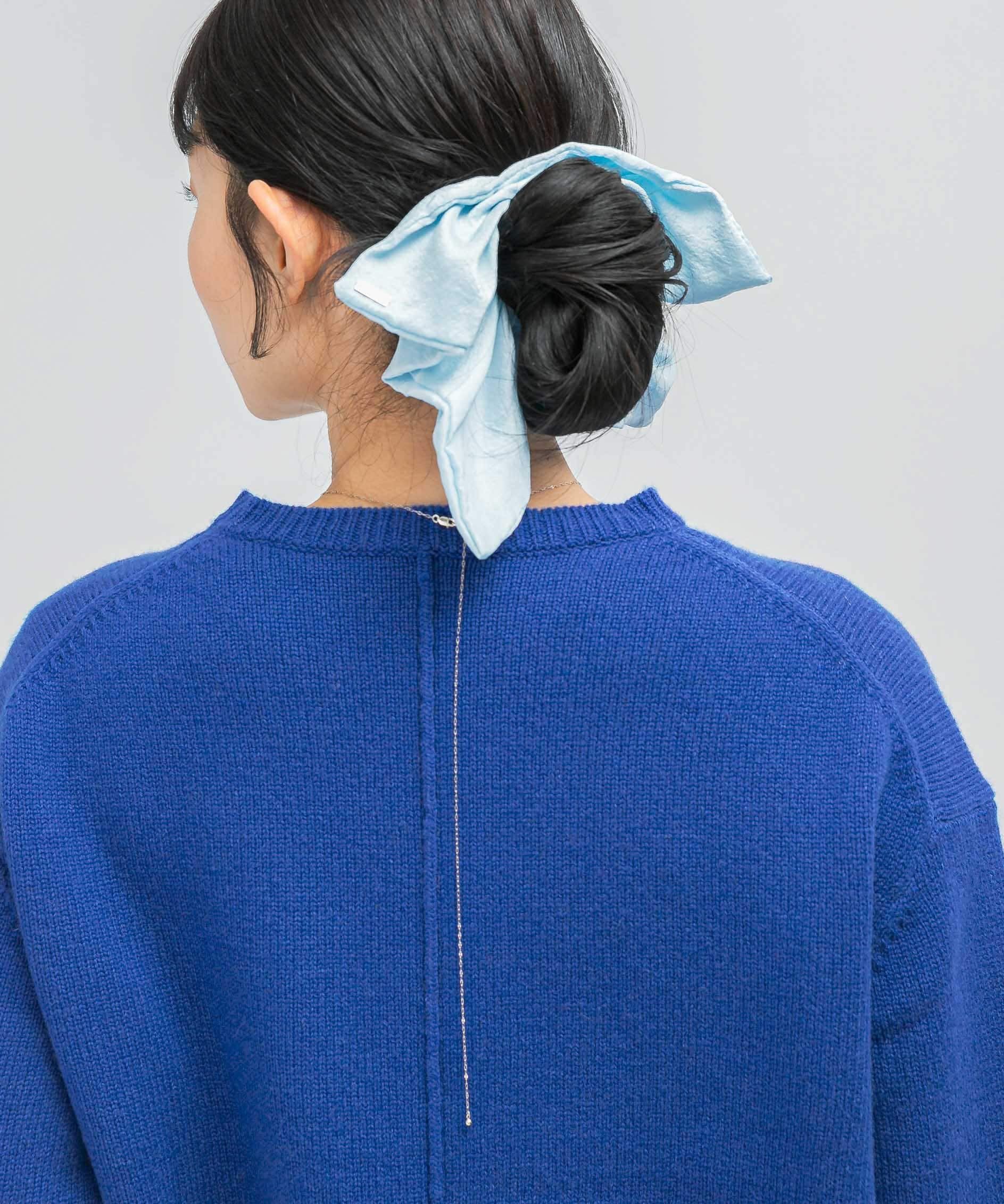 heyep　Silk Square Medium Scrunchie 別注BLUE -