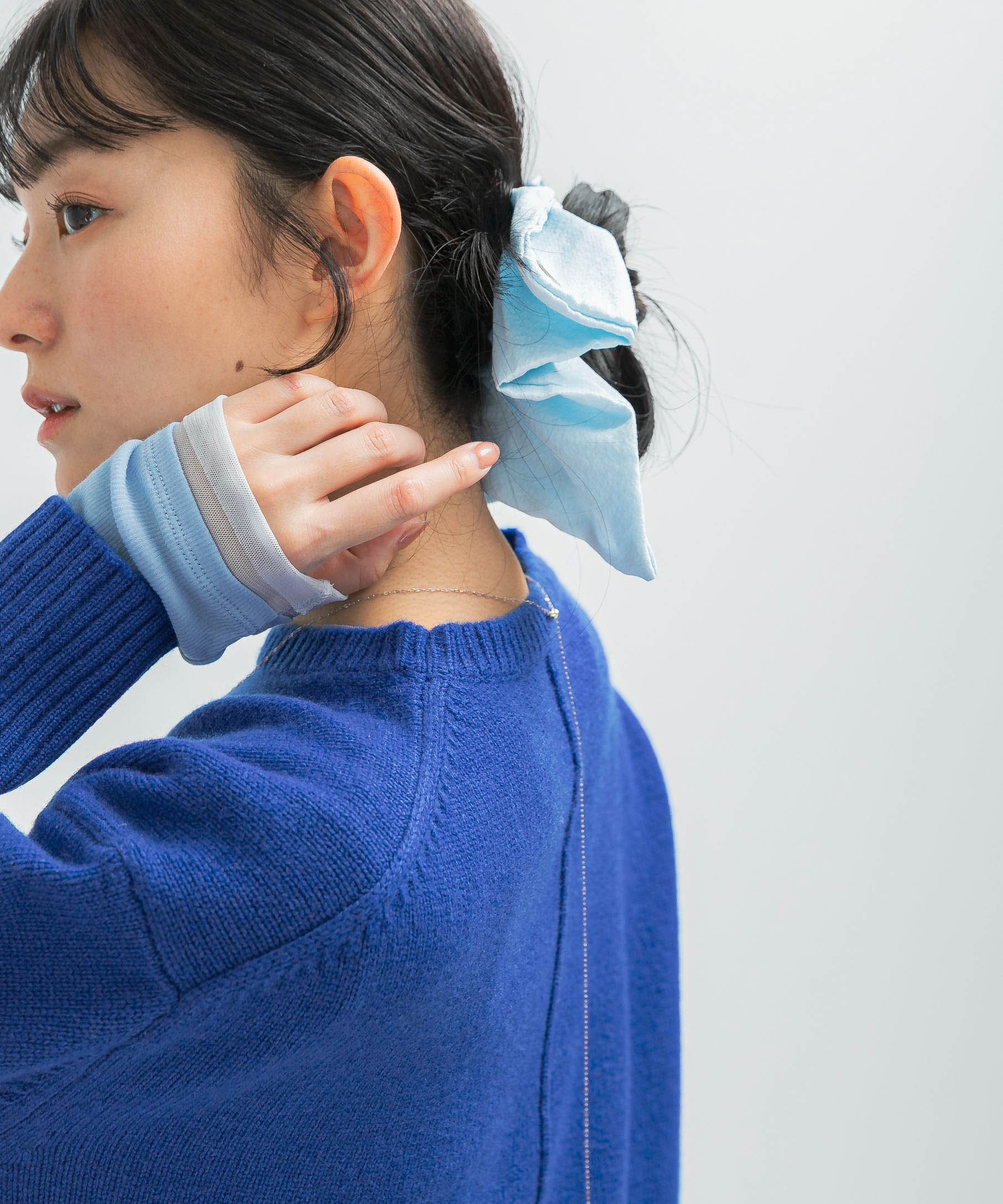 heyep　Silk Square Medium Scrunchie 別注BLUE -