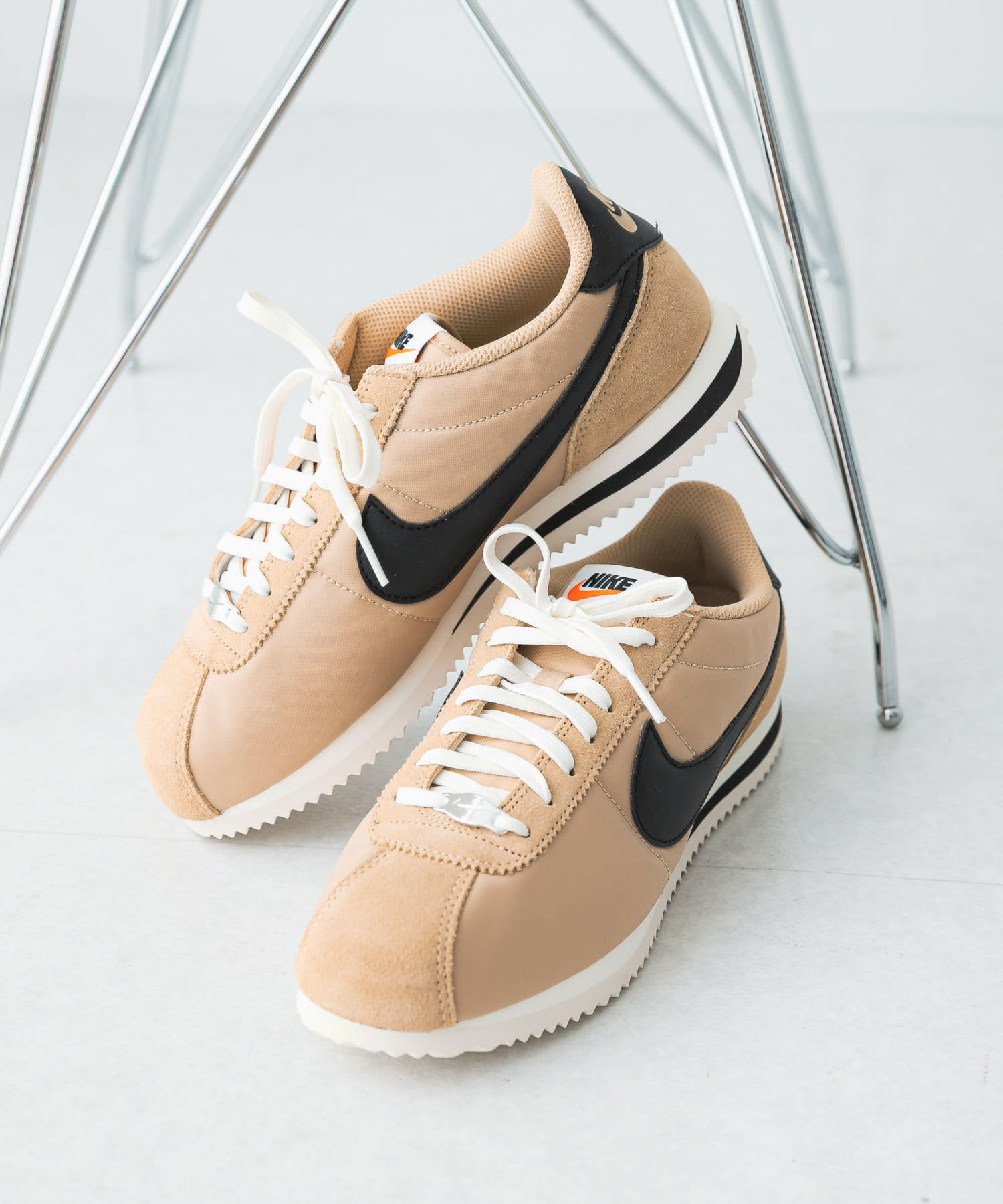 NIKE　CORTEZ DESERT 23.5