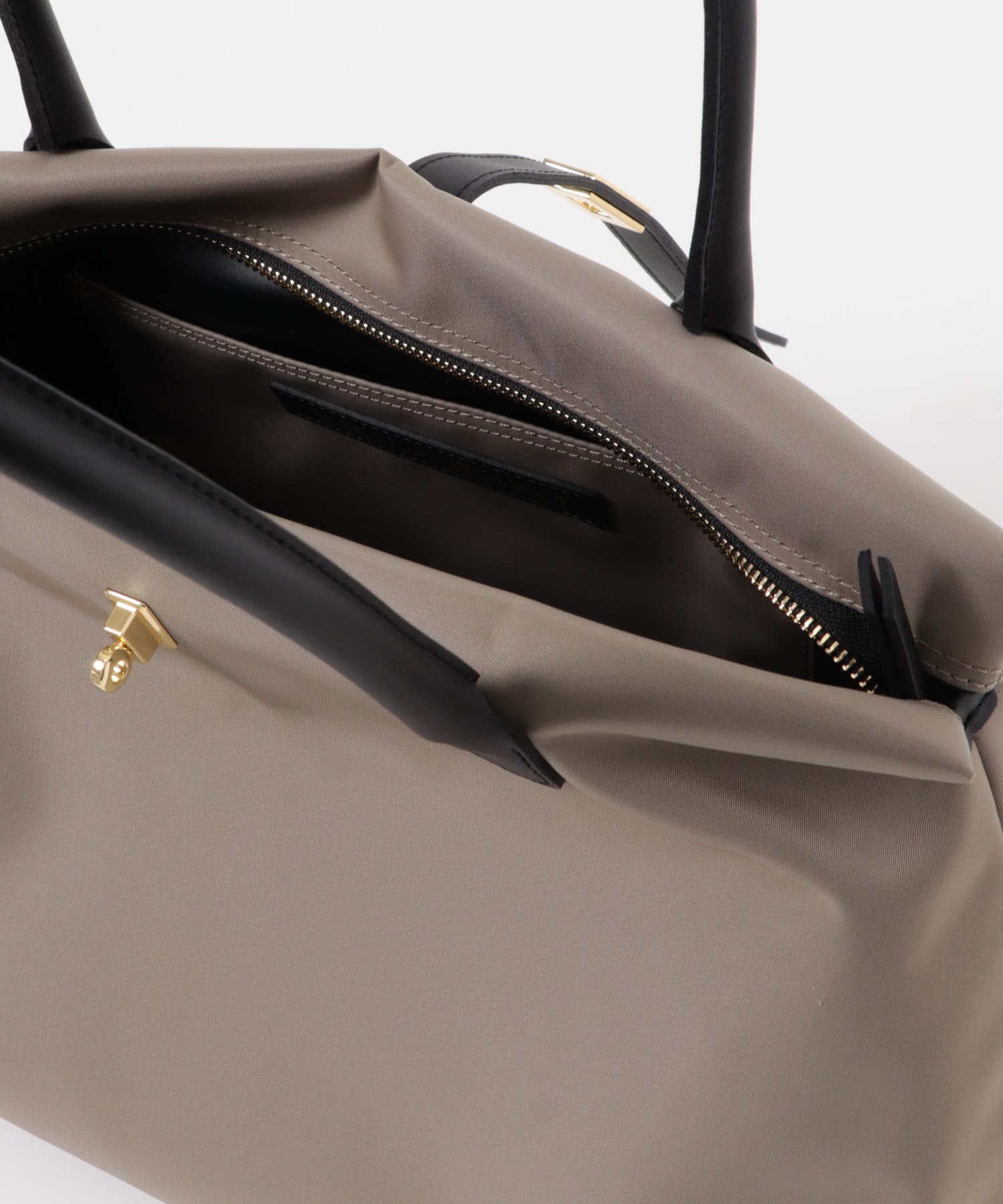 VIOLAd’ORO　BIANCA スクエアバッグ taupe -