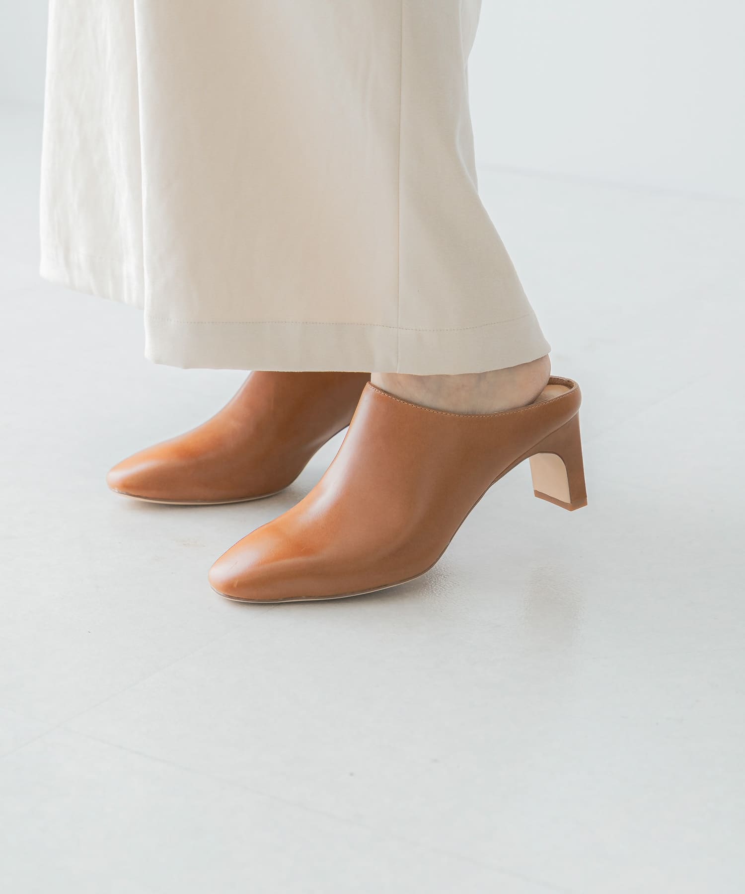 Mollini　クロッグシューズ DEEP TAN 36