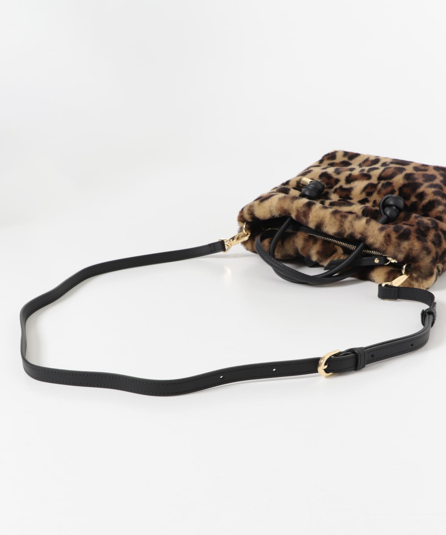 leoblack