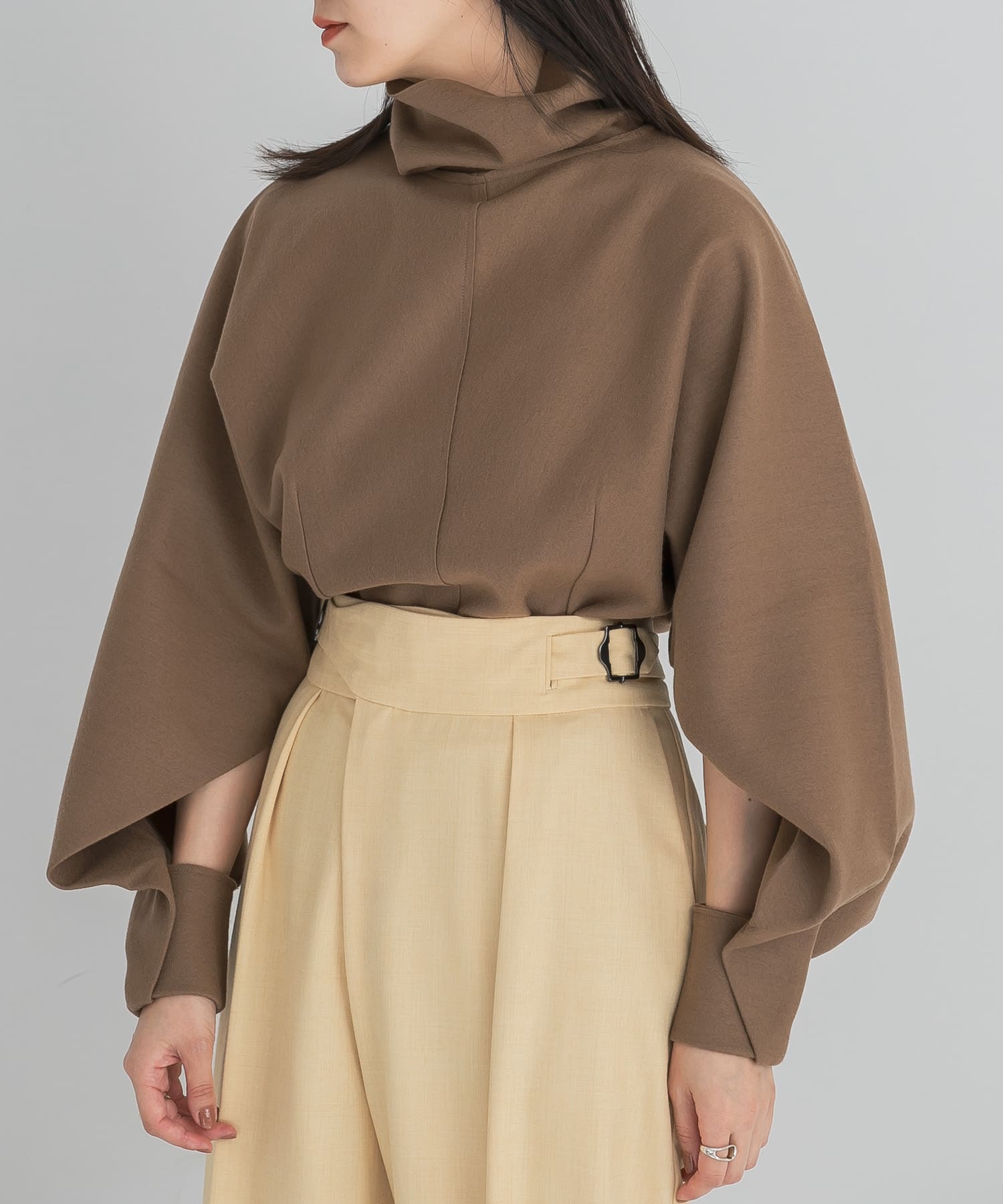 DARK CAMEL
