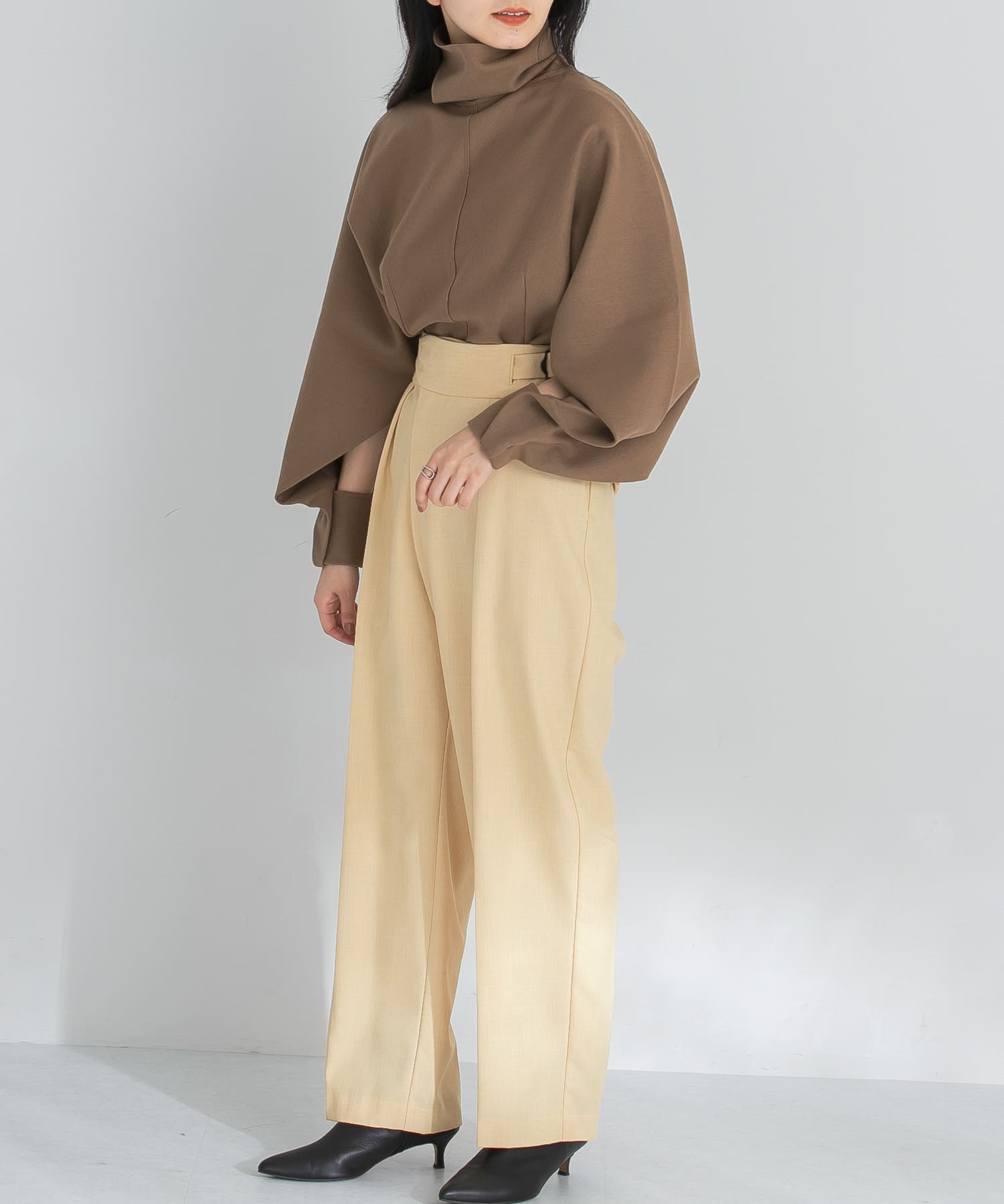 DARK CAMEL