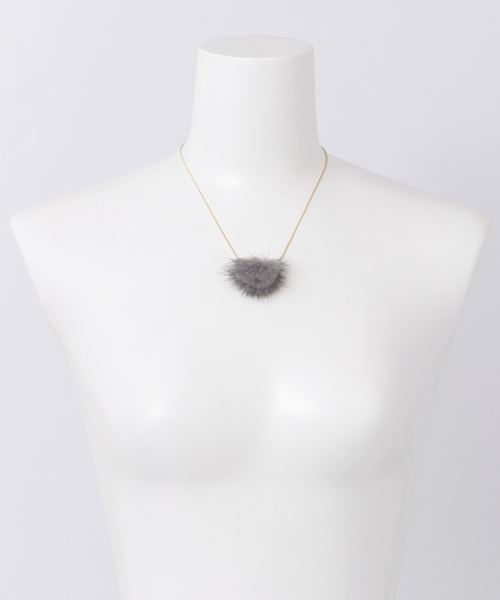 dix　FUR NECKLACE∴ グレー one