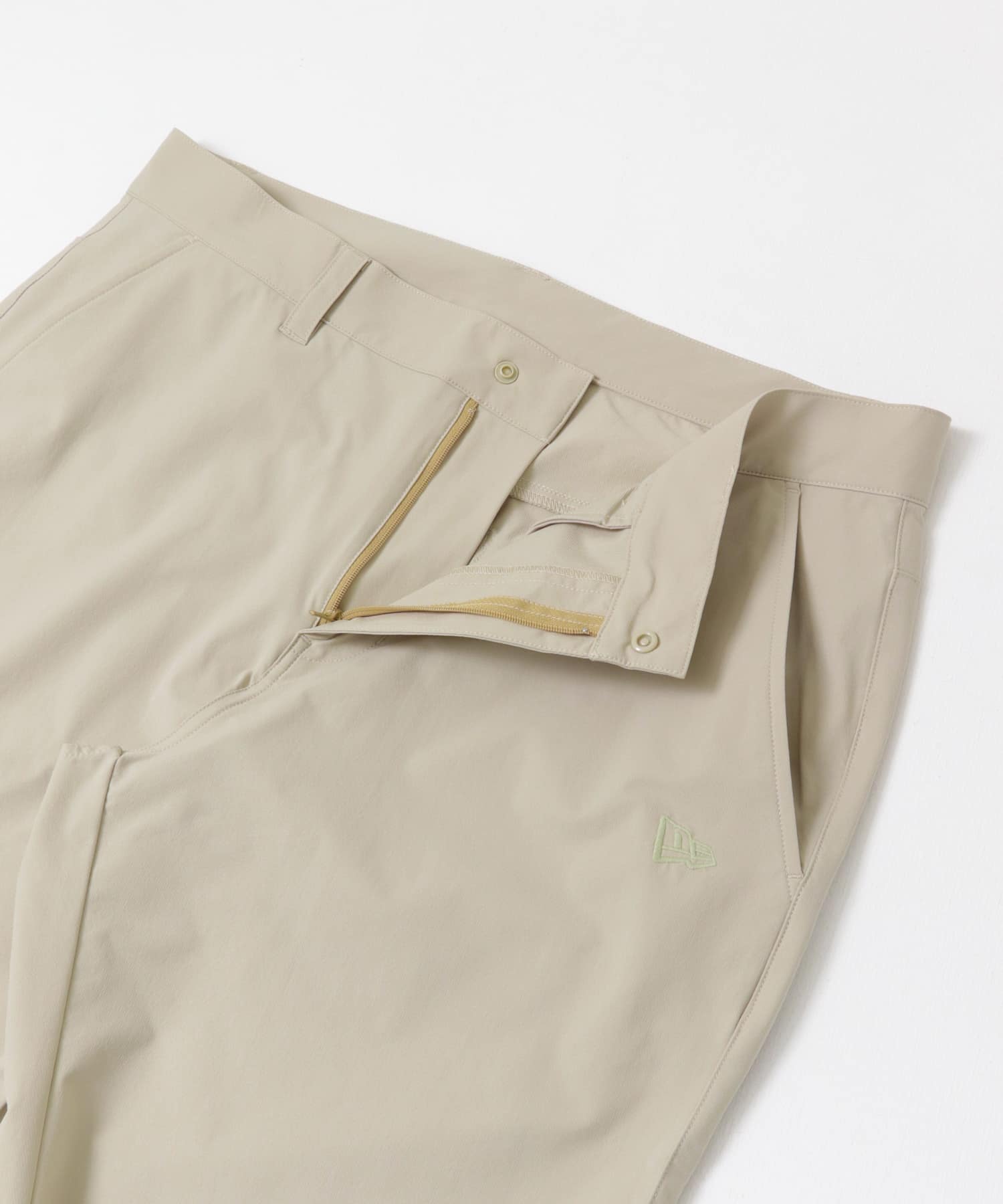 NEW ERA GOLF　TAPERED STRERCH PANTS ベージュ M