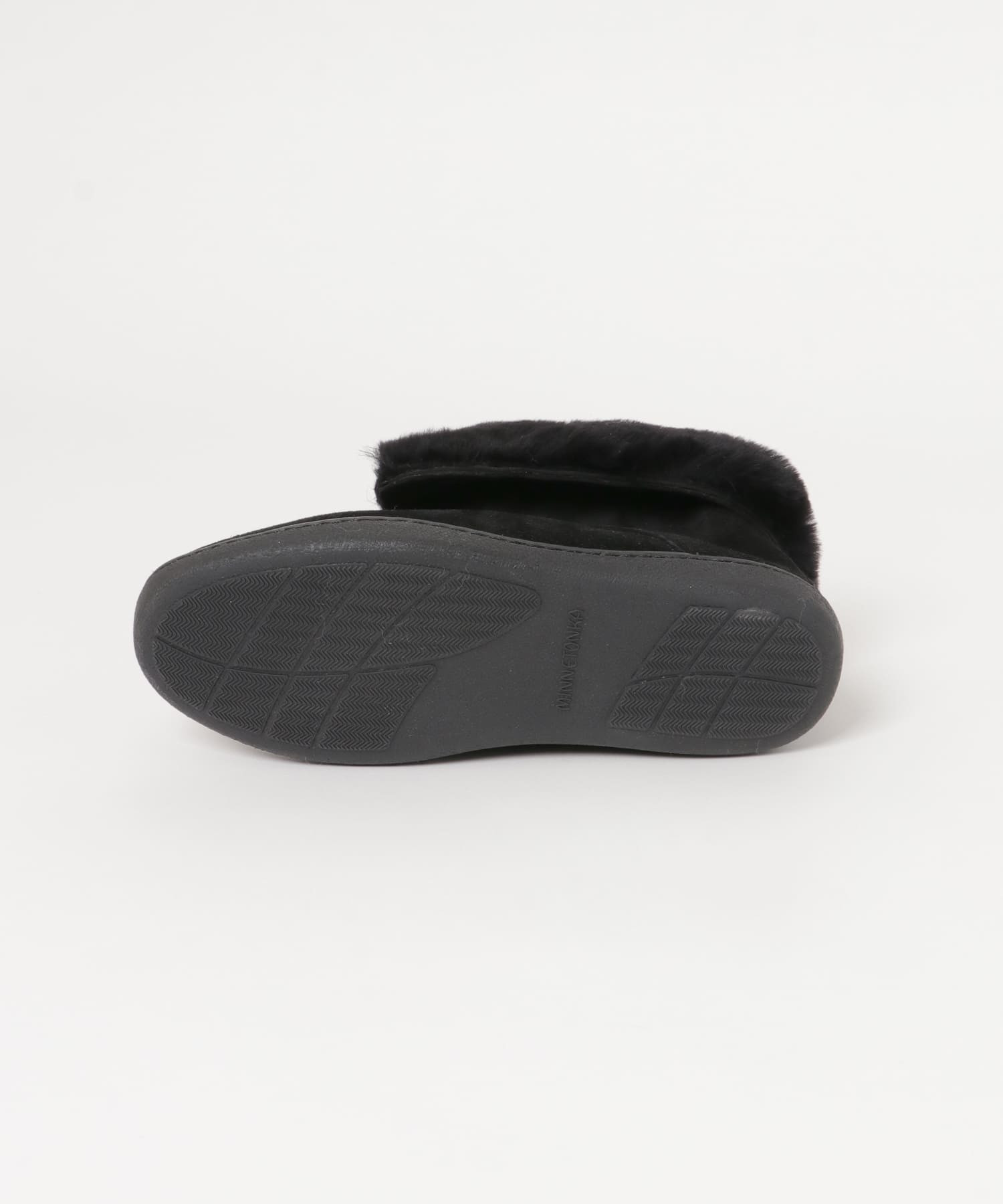 MINNETONKA　SHEEPSKIN ANKLE BOOT Black 6