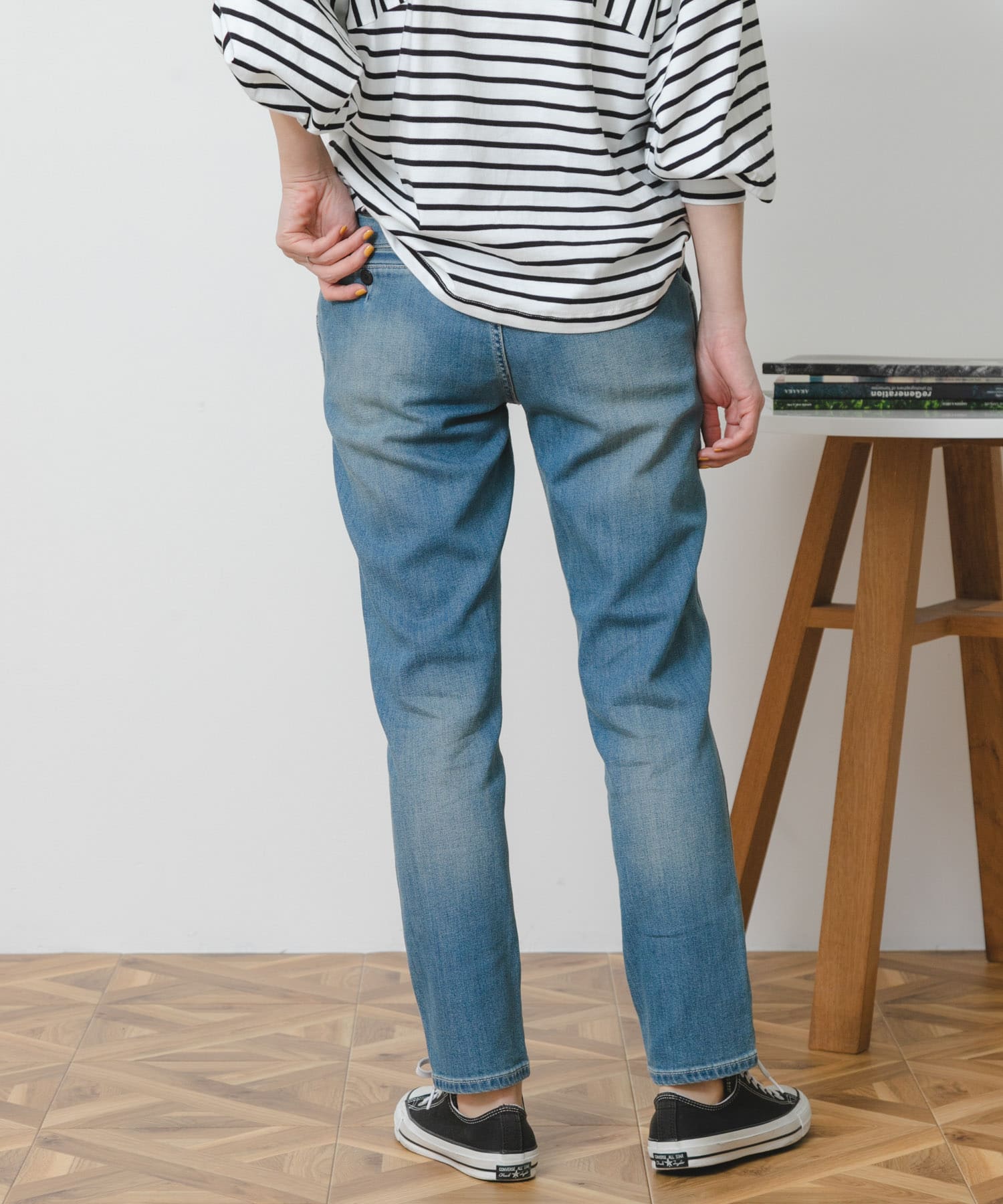 MONAME DENIM EASY SLIM(XS LIGHTBLUE): ボトム｜URBAN RESEARCH公式