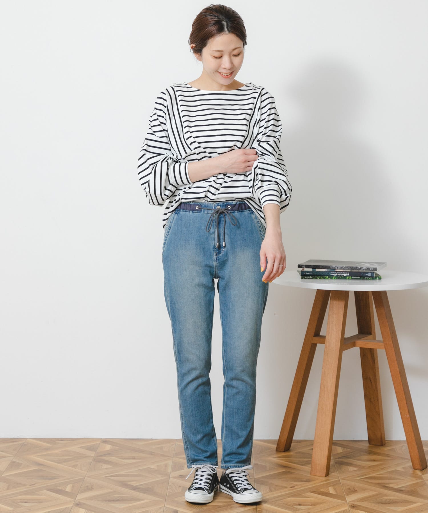 ブルームページ MONAME DENIM EASY SLIM(XS LIGHTBLUE): ボトム｜URBAN RESEARCH公式
