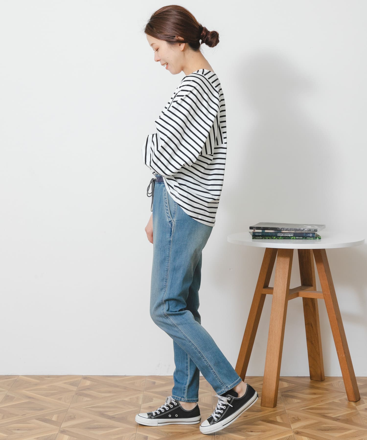 MONAME DENIM EASY SLIM(XS LIGHTBLUE): ボトム｜URBAN RESEARCH公式