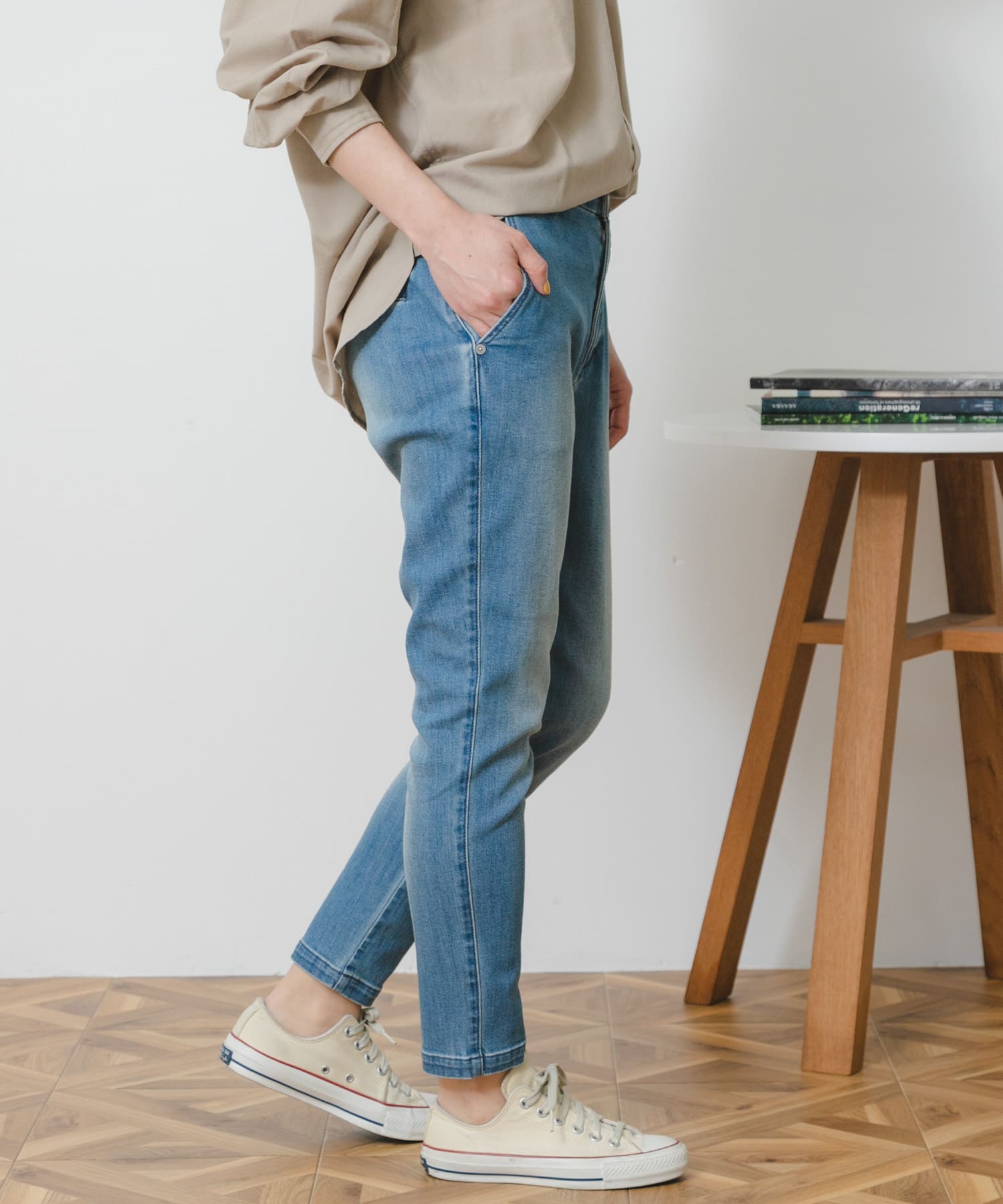 LIGHTBLUE