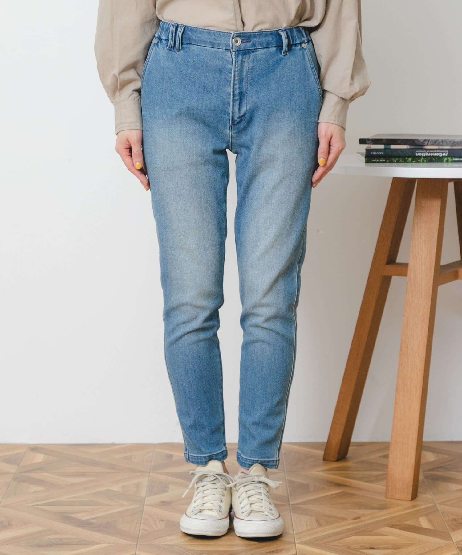LIGHTBLUE