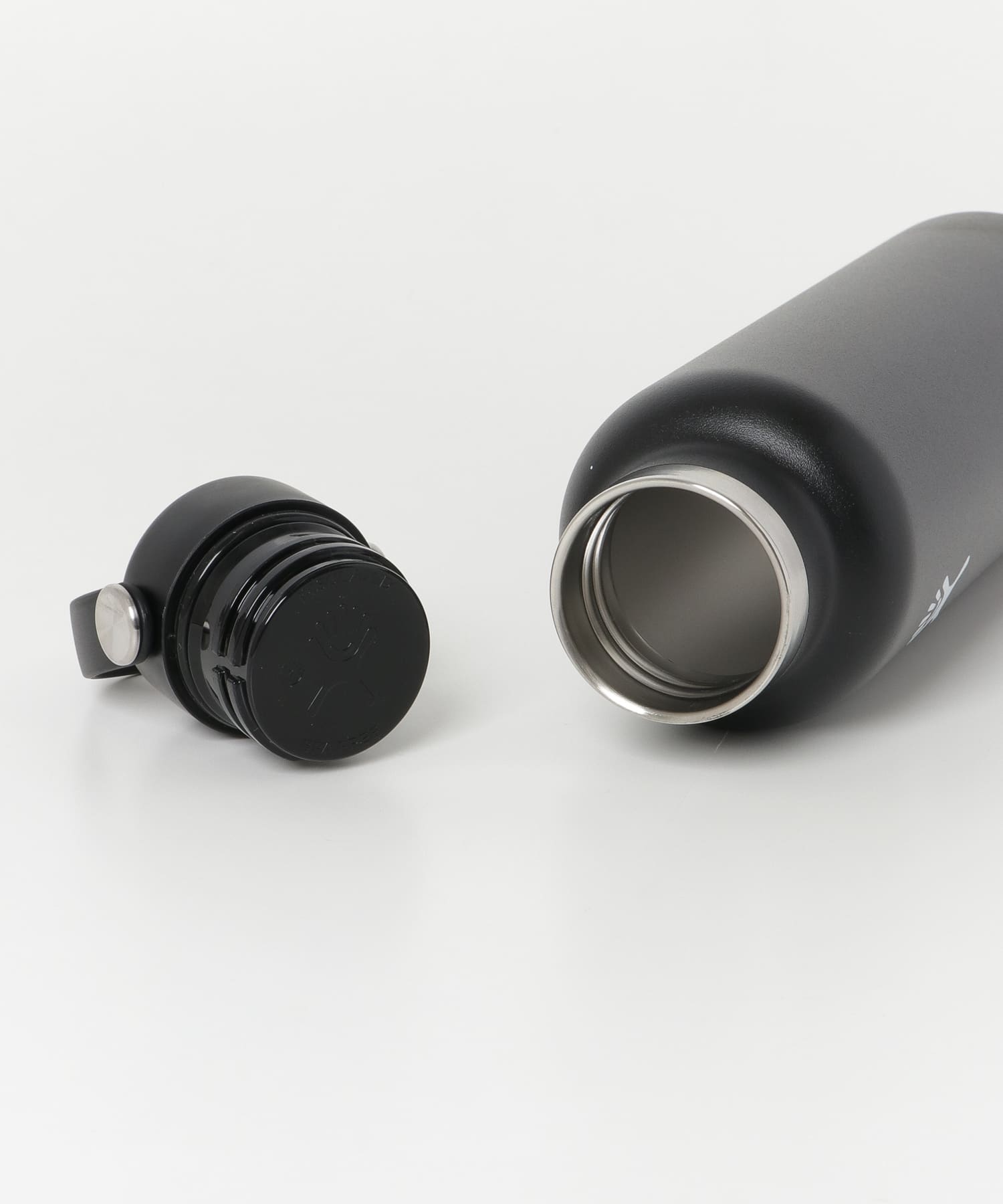 Hydro Flask　21oz Standard Mouth BLACK one