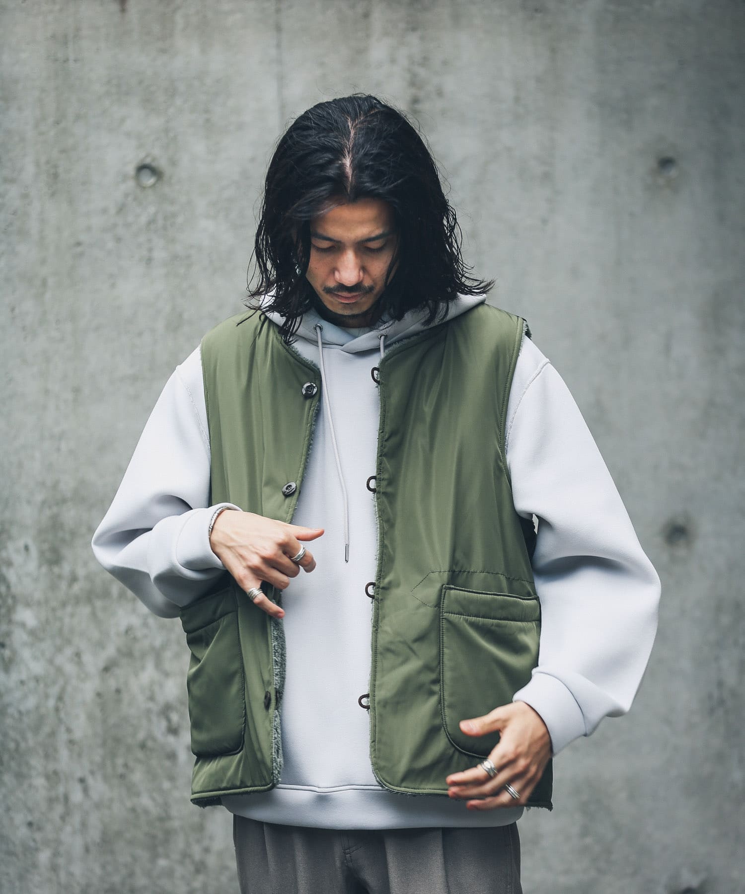KHAKI