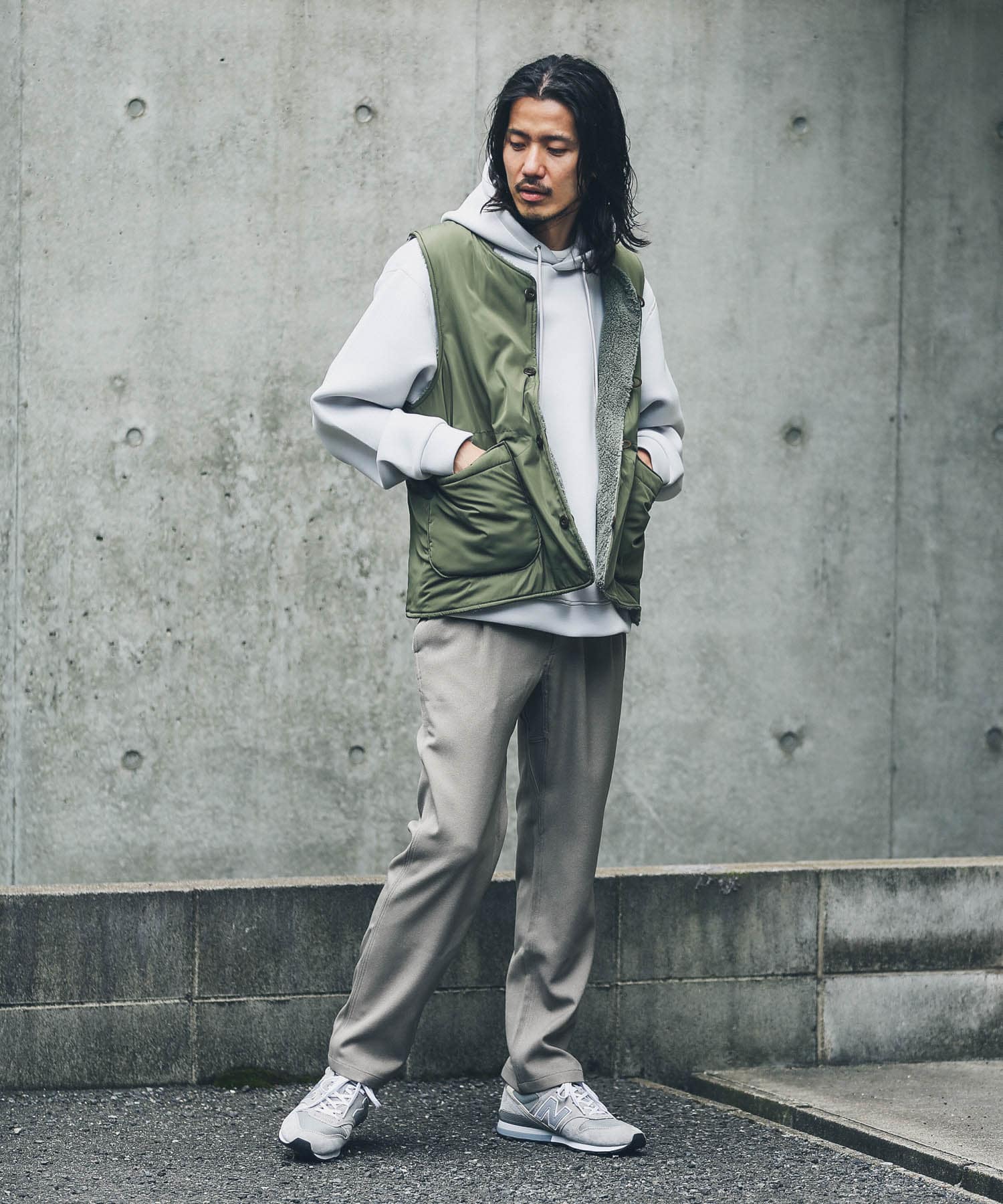 KHAKI