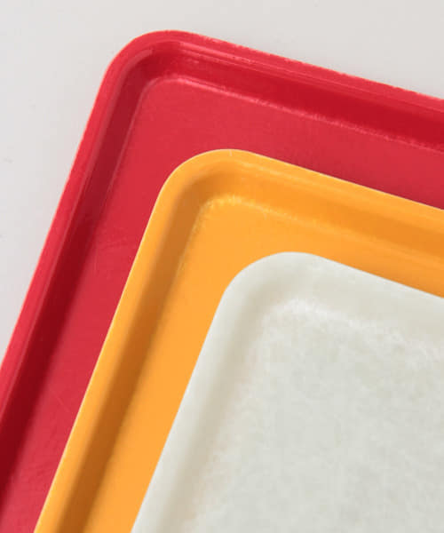 CAMBRO　CAMTRAY MEDIUM∴ CAMBRO RED one