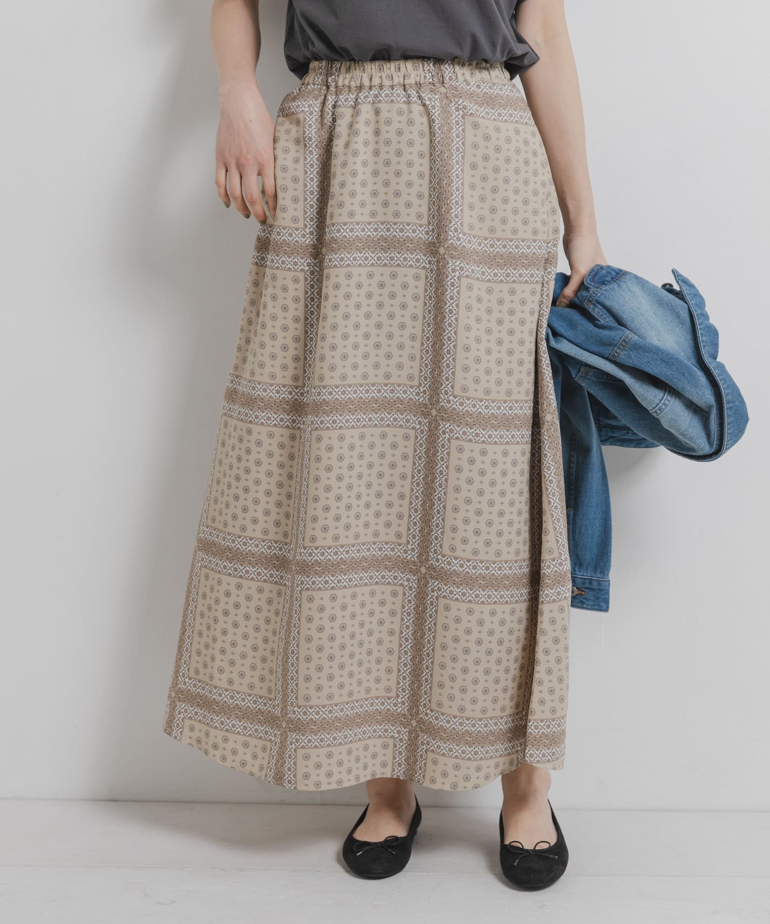エスニックパネル柄ロングスカート