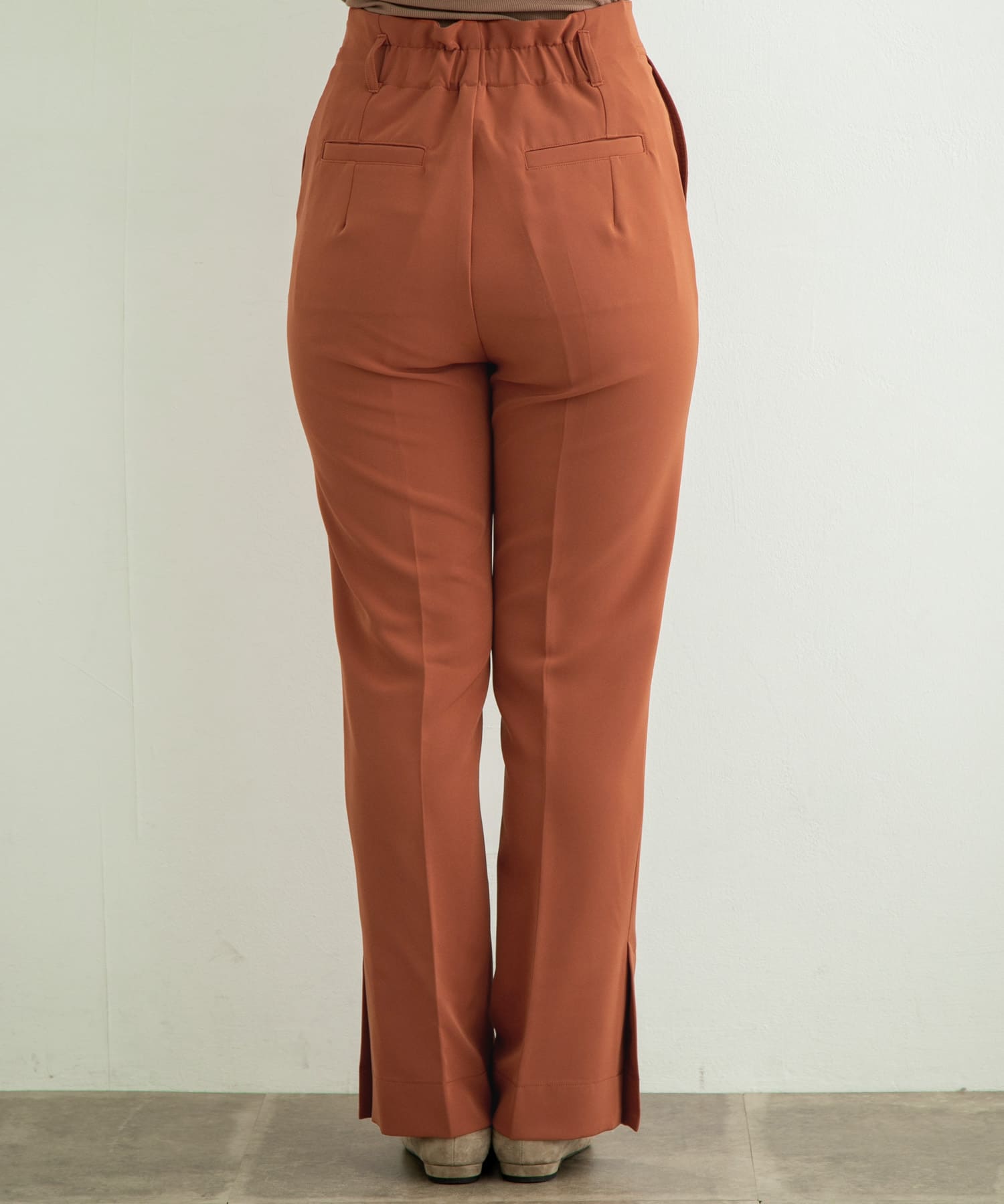 センタープレスフレアパンツ オレンジ 36