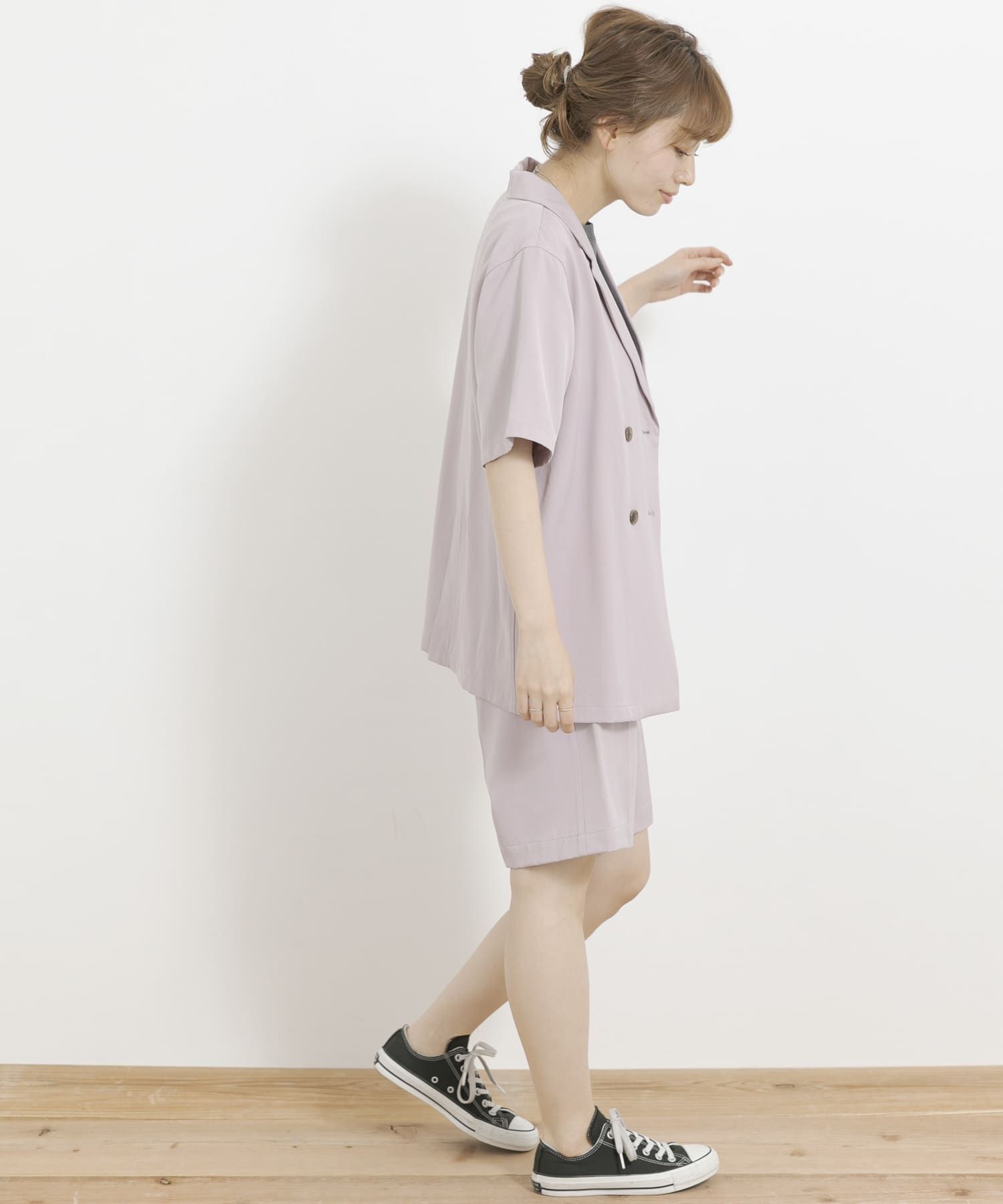 ダスティーピンク