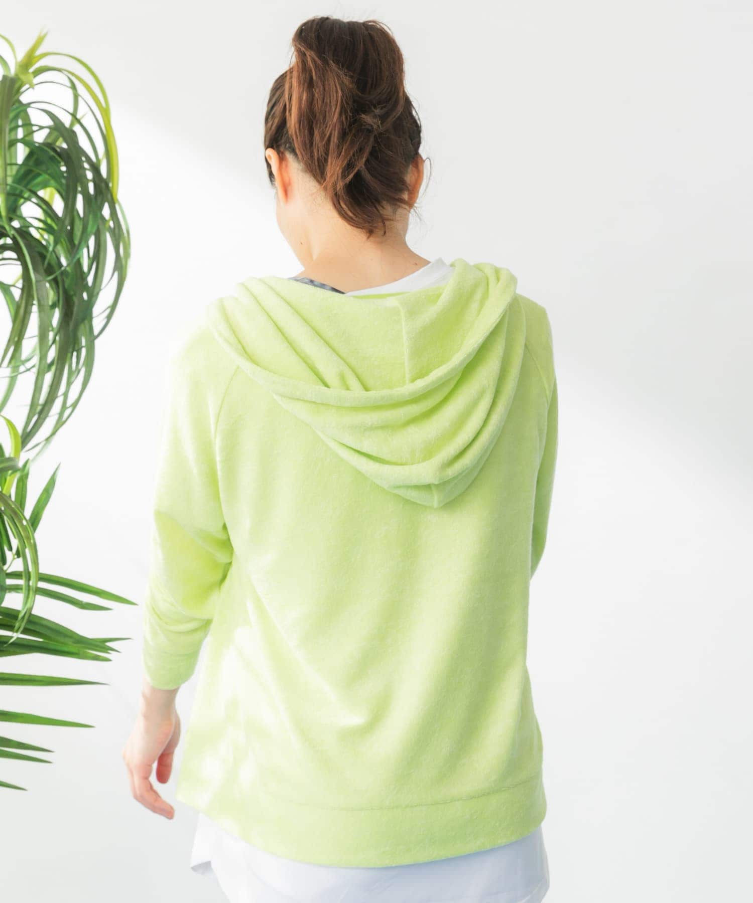 イエローグリーン