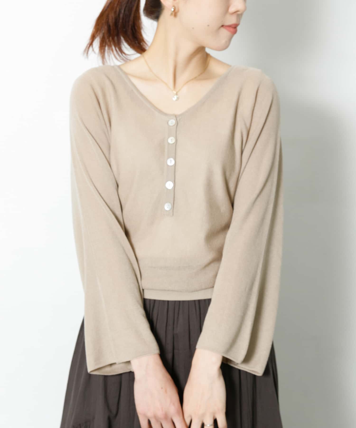 L.グレー