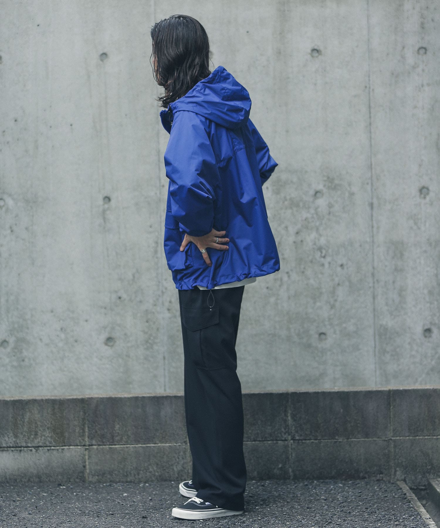身長：180cm 体重：60kg サイズ：L