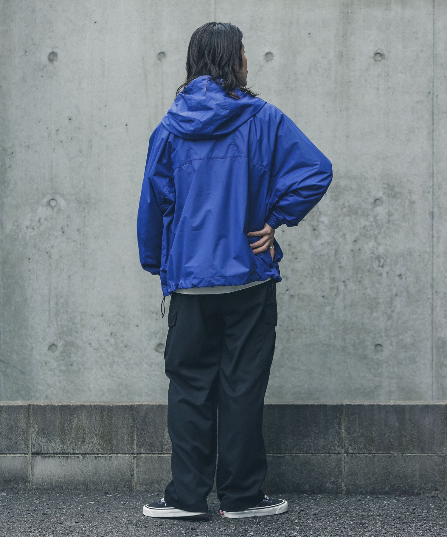 身長：180cm 体重：60kg サイズ：L