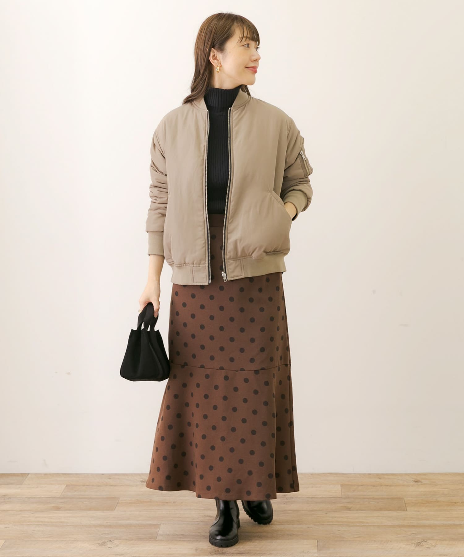 MARK & LONA ポルカドットジャケット　50　美品 MARK & LONA ポルカドットジャケット 50 美品 送料無料 さりげ