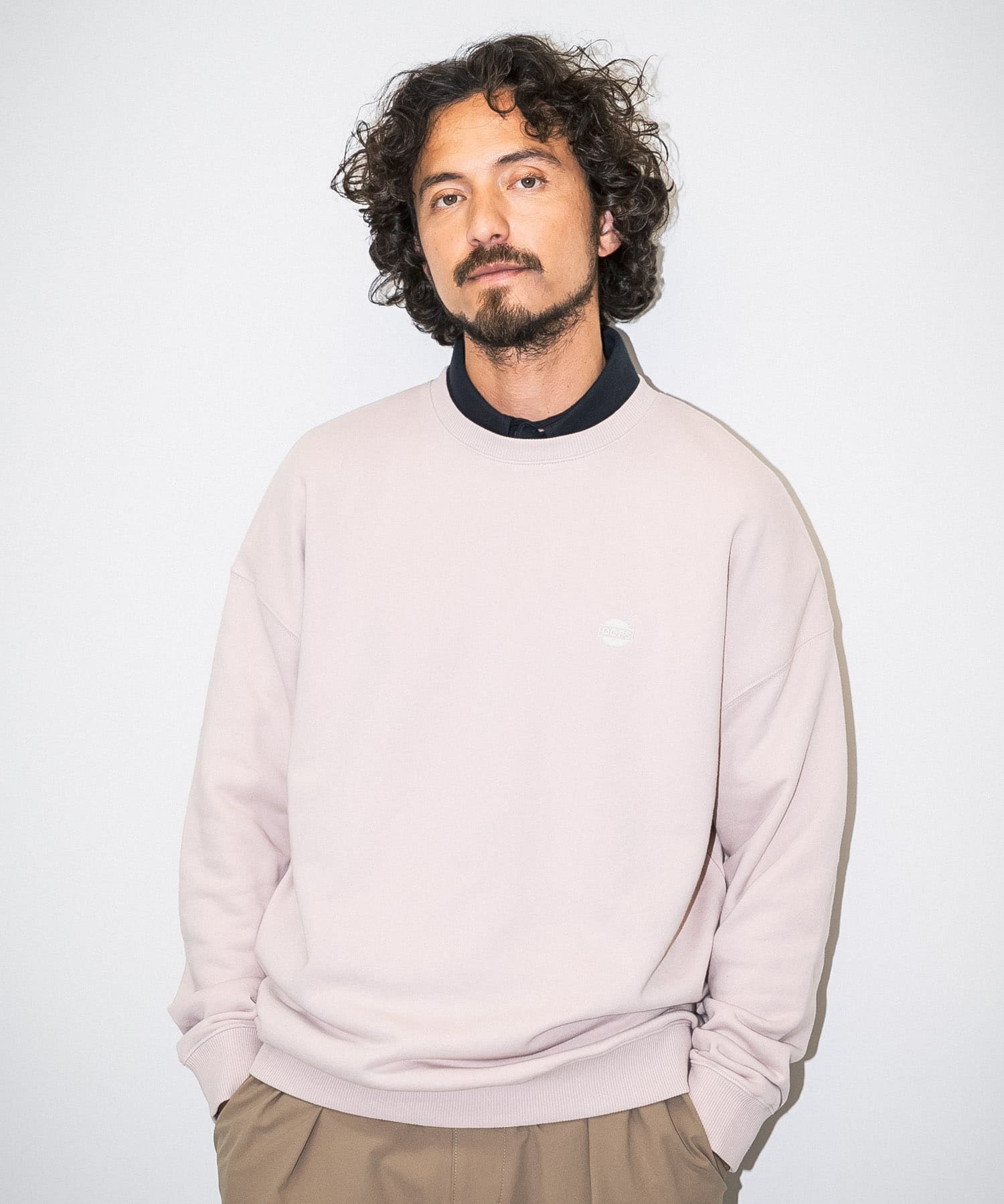 身長：181cm 体重：60kg サイズ：L