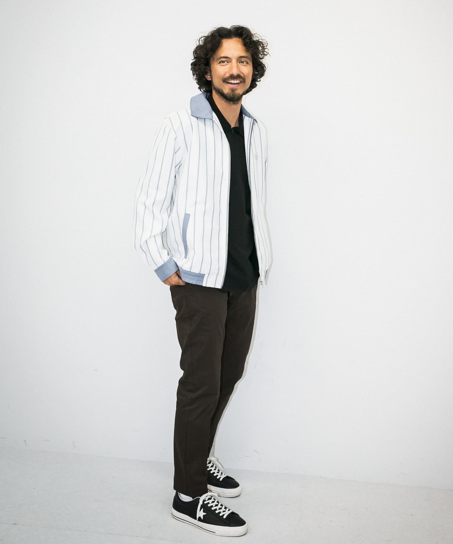 身長：181cm 体重：60kg サイズ：L