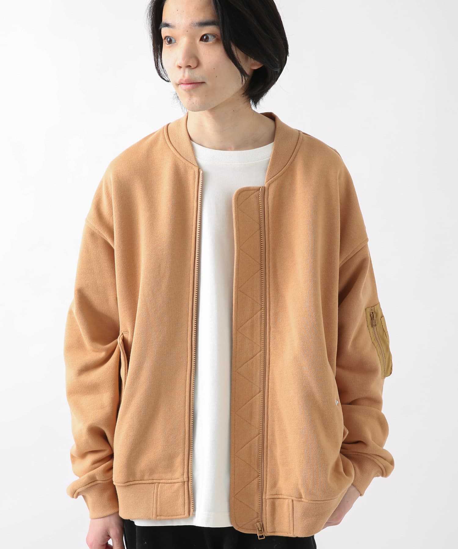 ライトキャメル