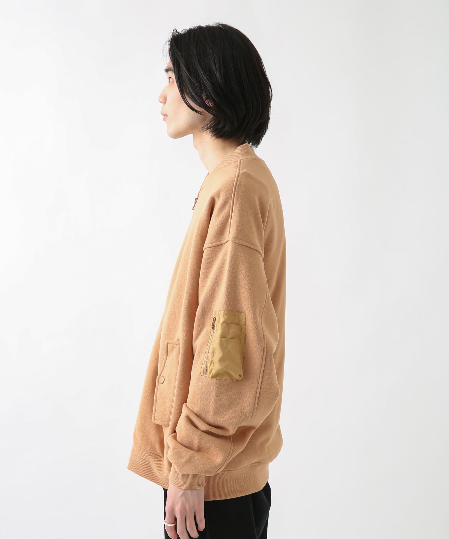 ライトキャメル