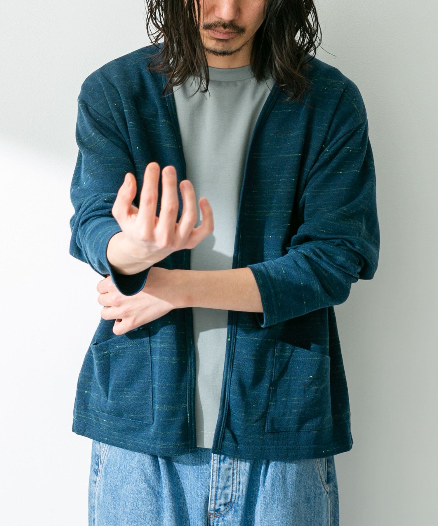 ネイビー