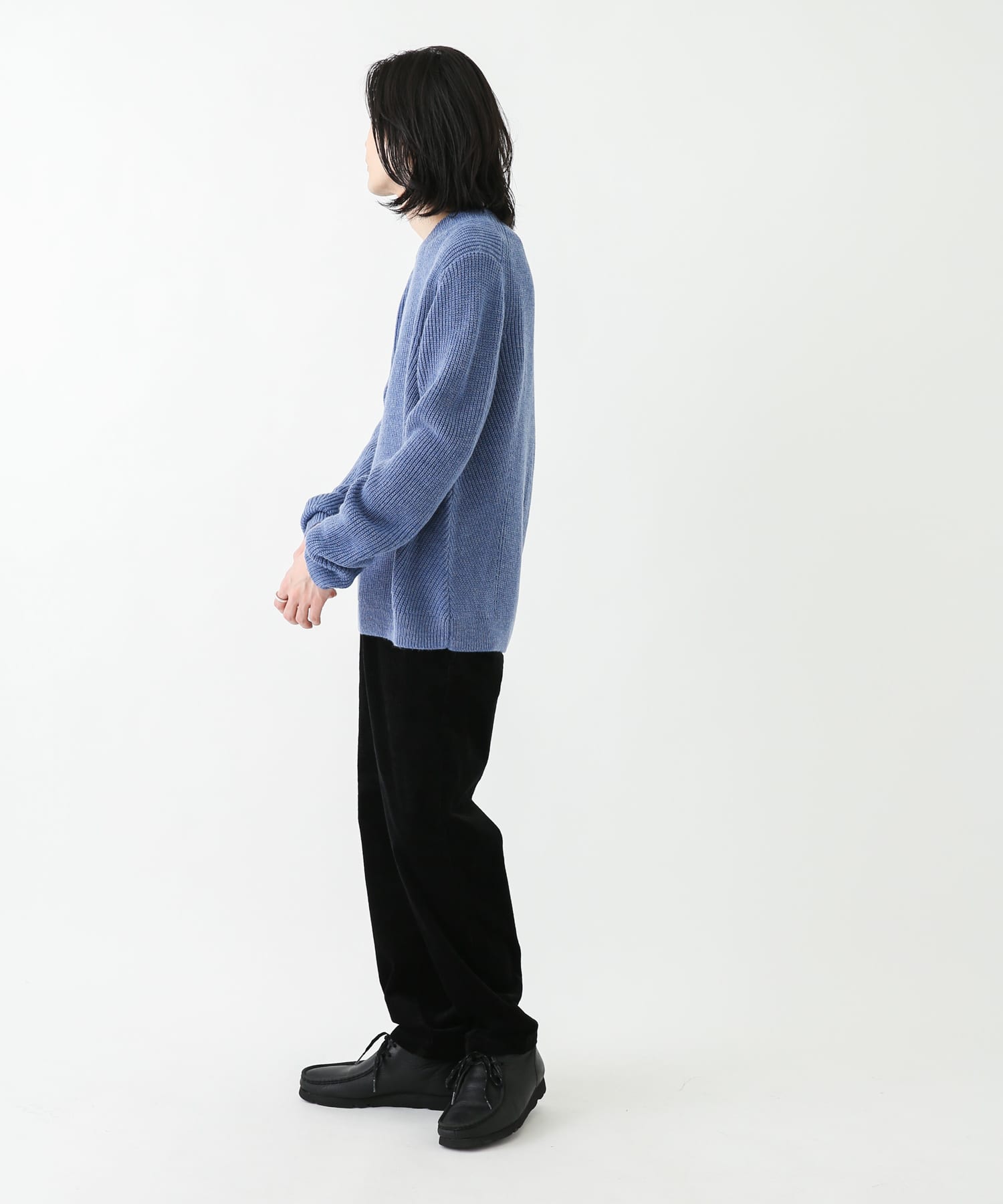 ブルー