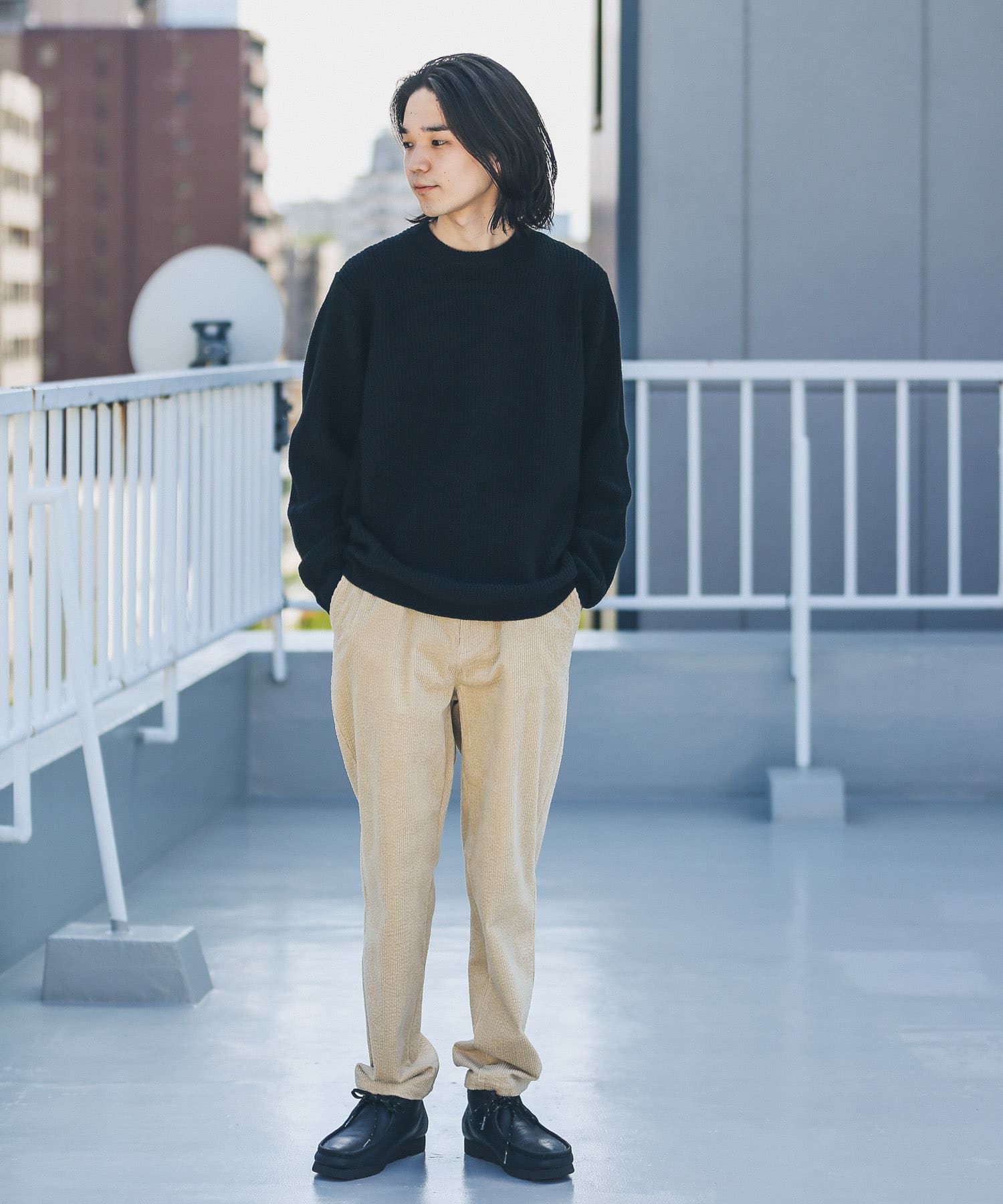 ブラック