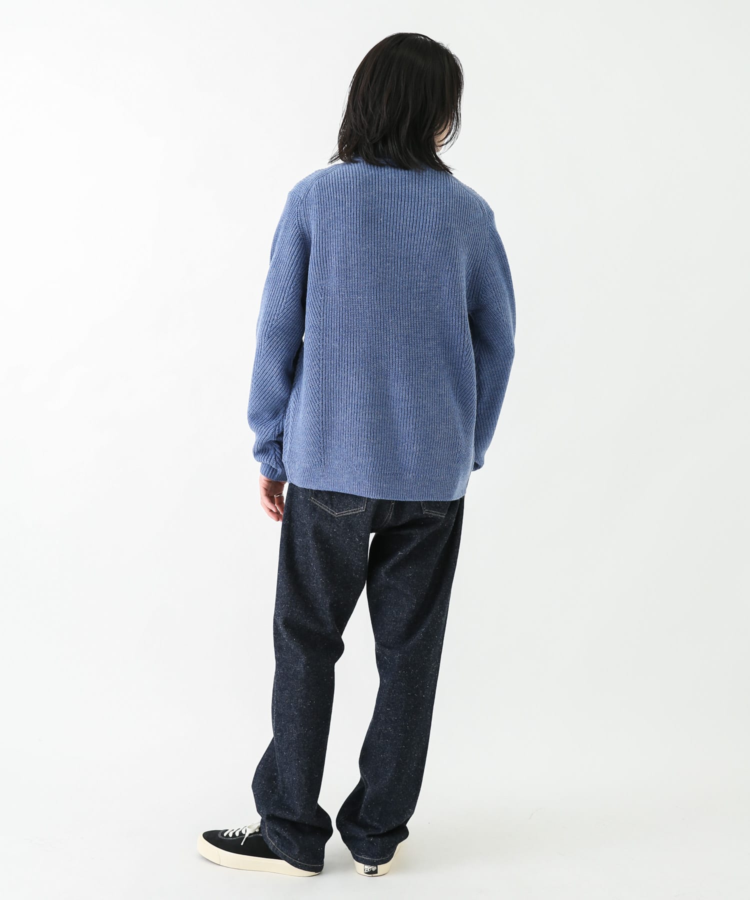 ブルー