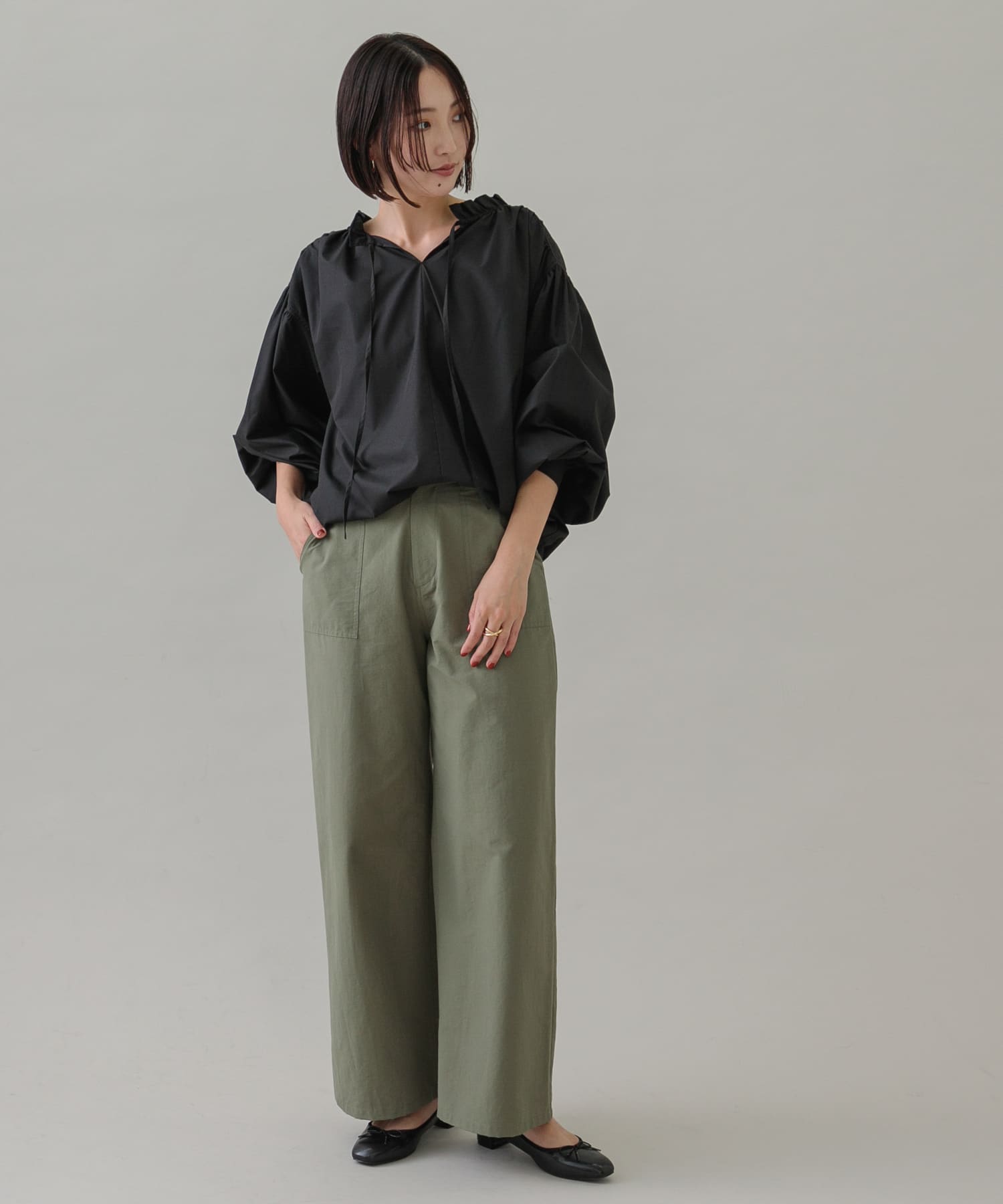身長：168cm サイズ：38