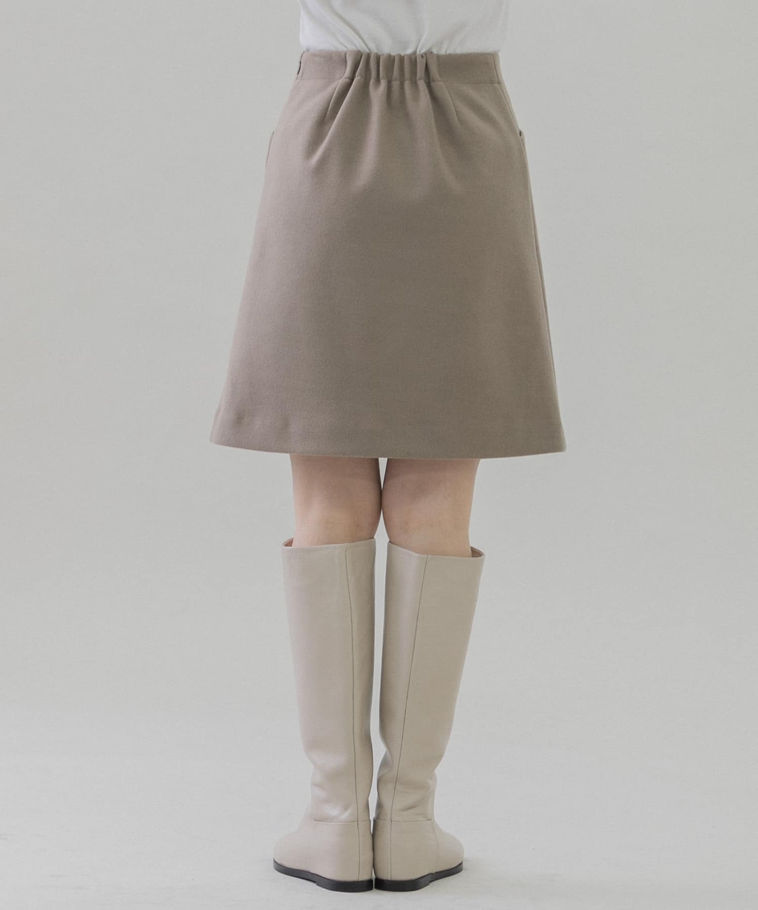 身長：164cm サイズ：36