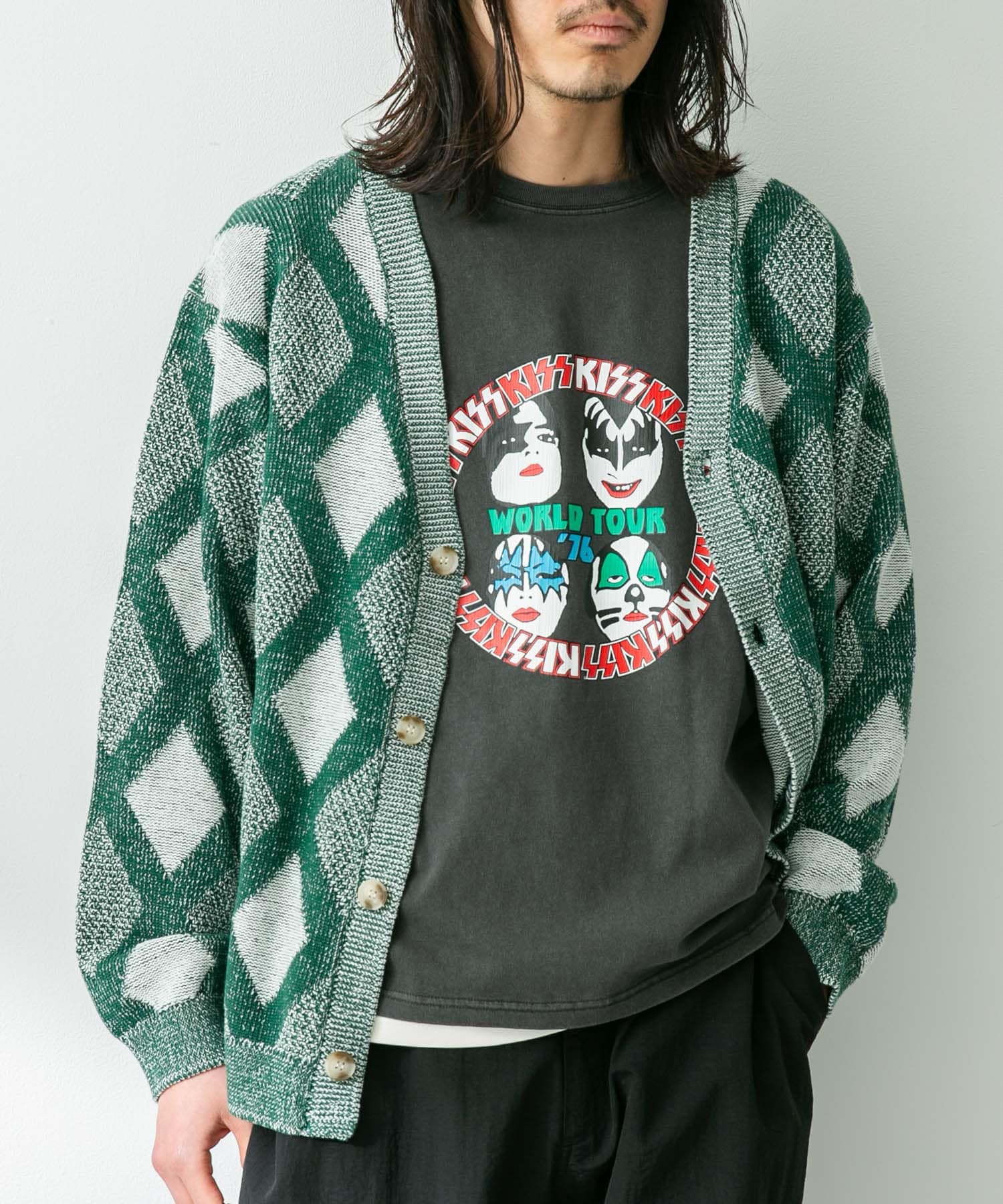 身長：180cm 体重：60kg サイズ：L