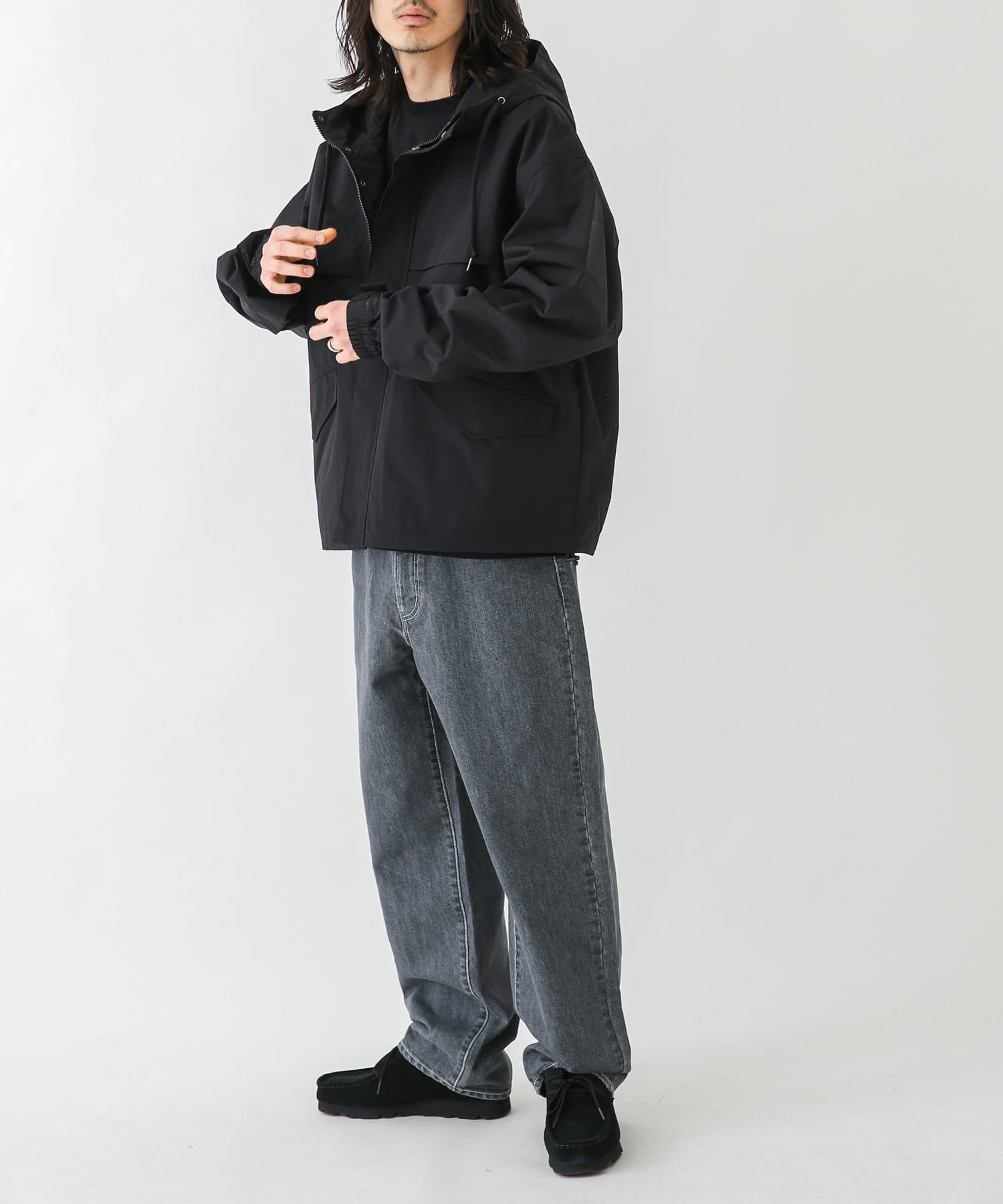 身長：180cm 体重：60kg サイズ：L