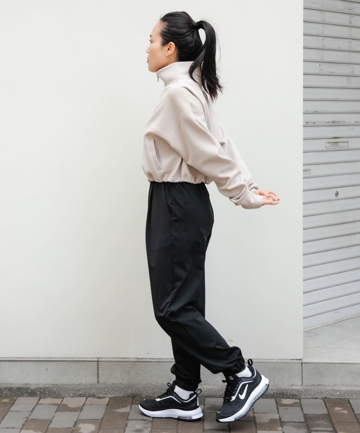 グレージュ