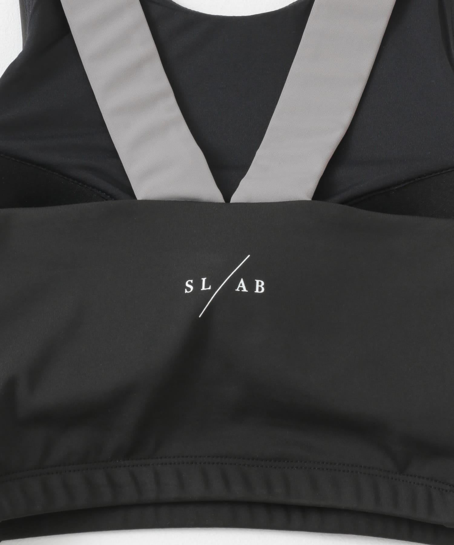 BLK×GRY