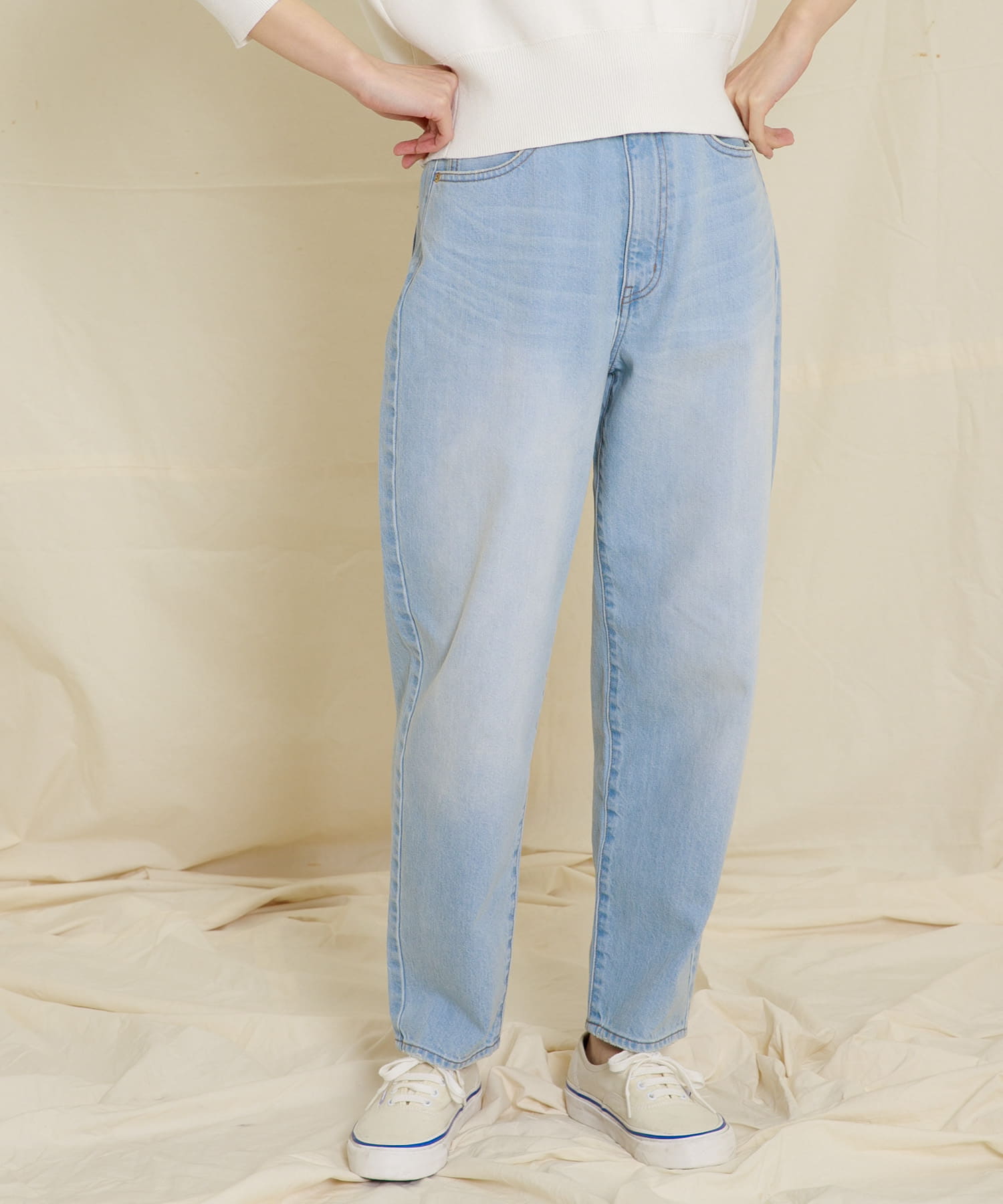 新品　アーバンリサーチ　ワイドテーパードデニムパンツ　ホワイトデニム URBAN RESEARCH Sonny Label ジーンズ デニム デニムパンツ 「34