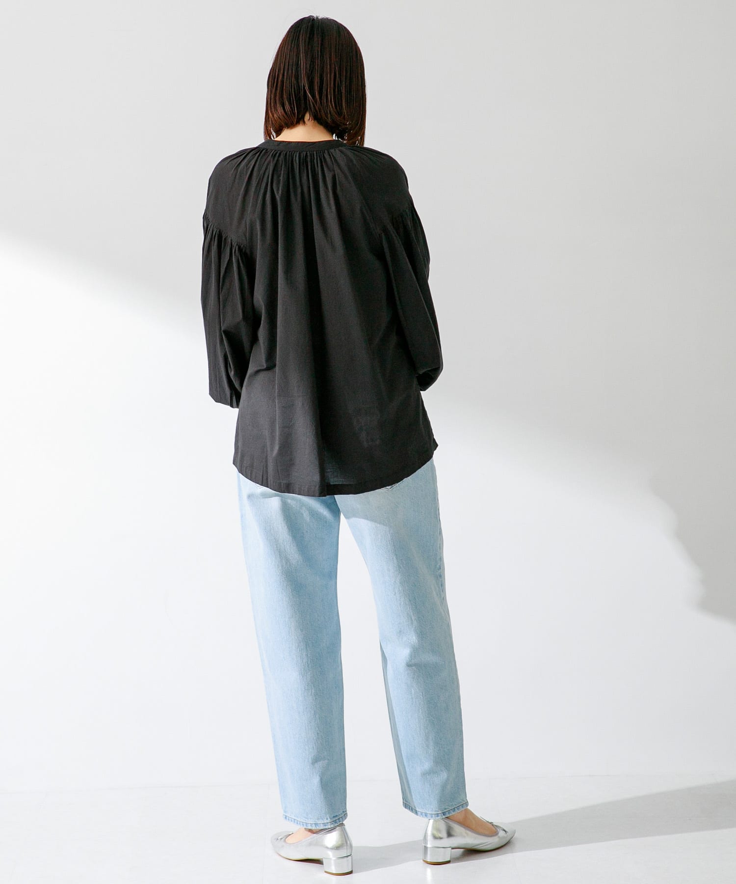 身長：168cm サイズ：38