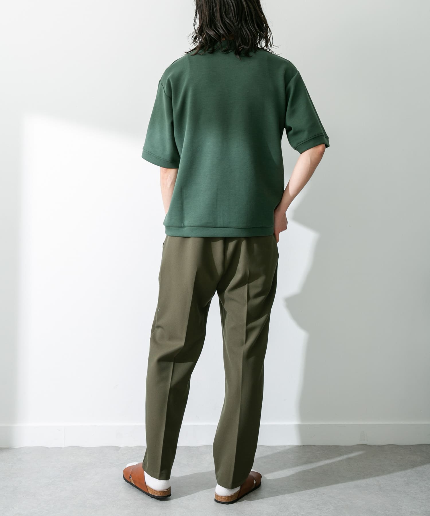 身長：180cm 体重：60kg サイズ：L