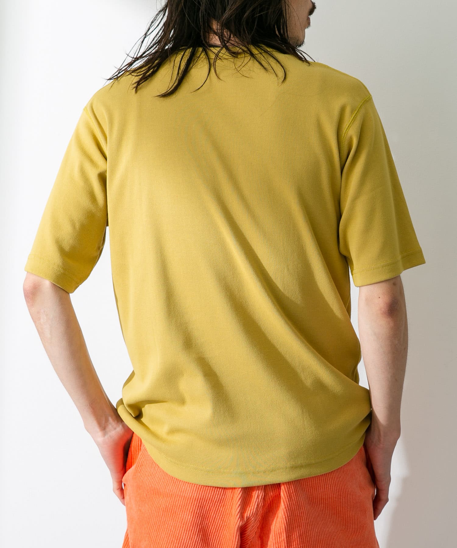 身長：180cm 体重：60kg サイズ：L