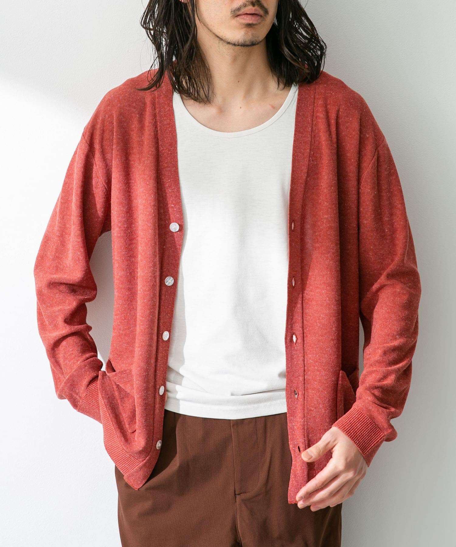 『洗濯可』リネン混Vネックニットカーディガン