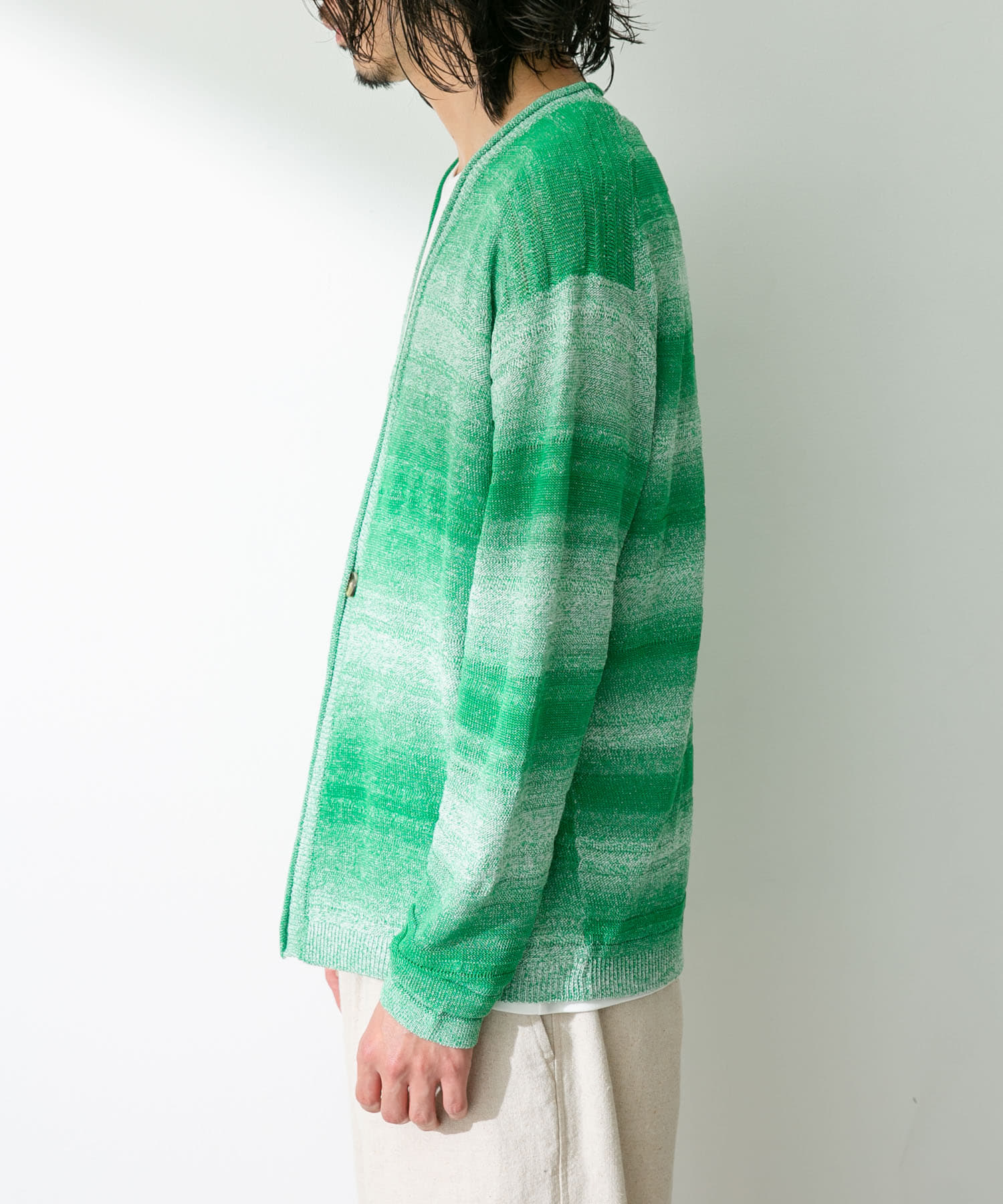 身長：180cm 体重：60kg サイズ：L