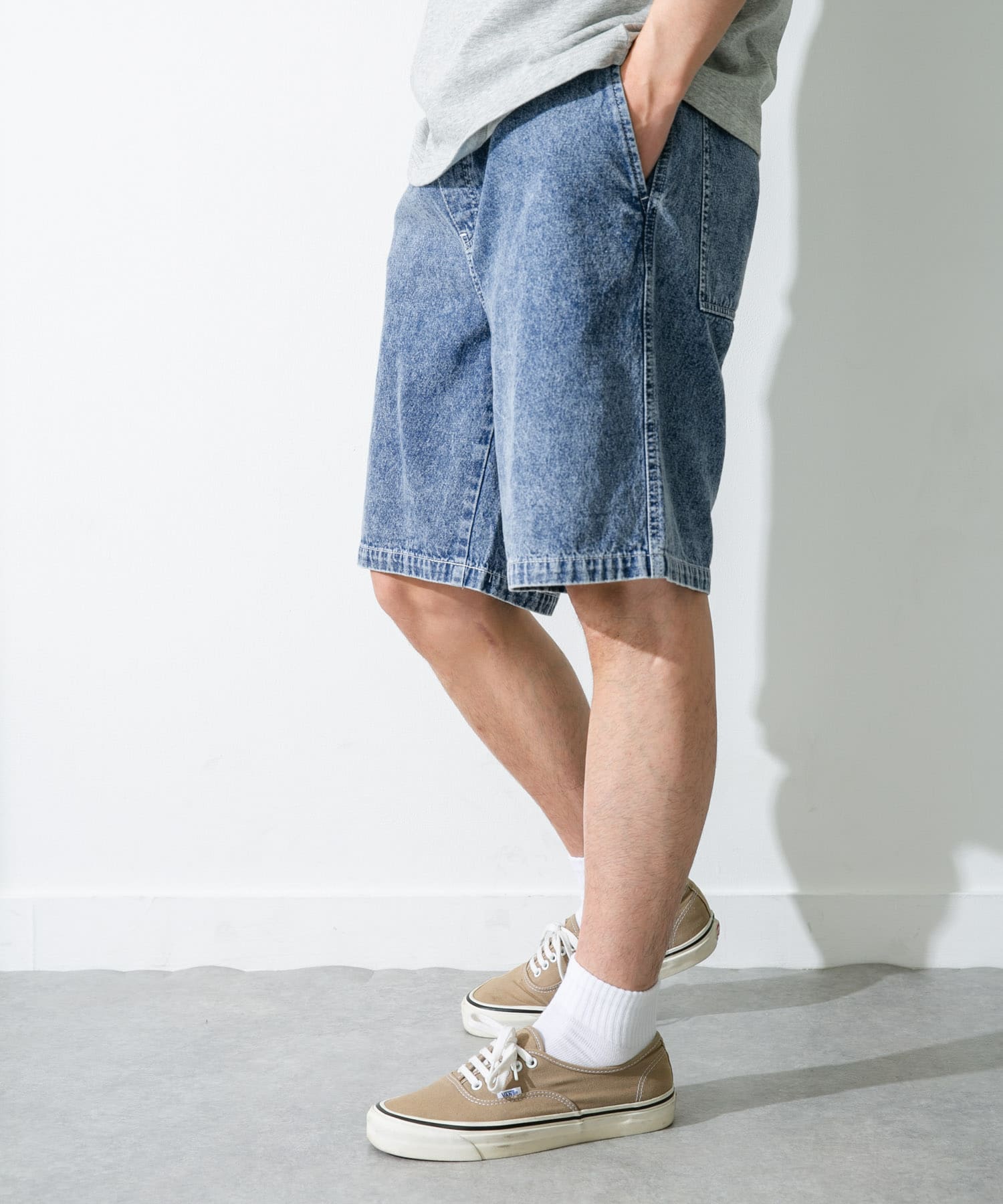 身長：180cm 体重：60kg サイズ：L